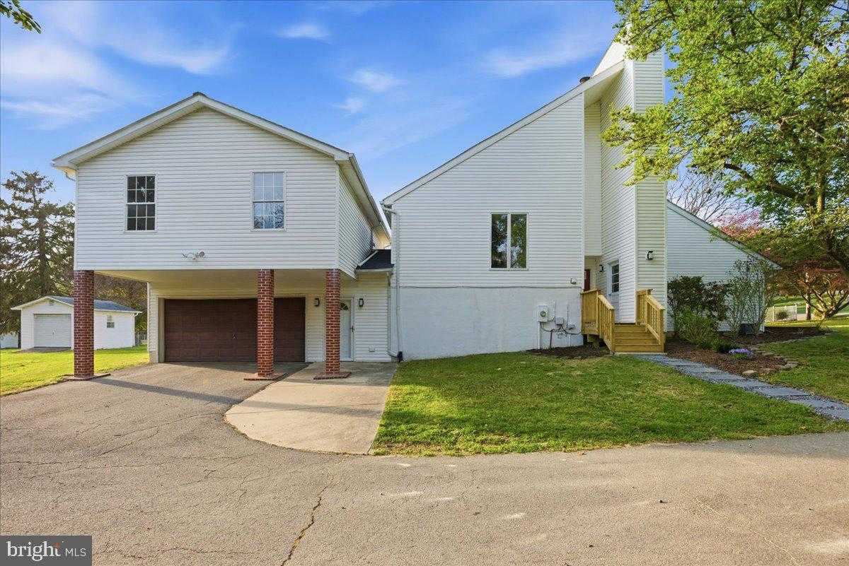 40855 Spring House Ln photo 8