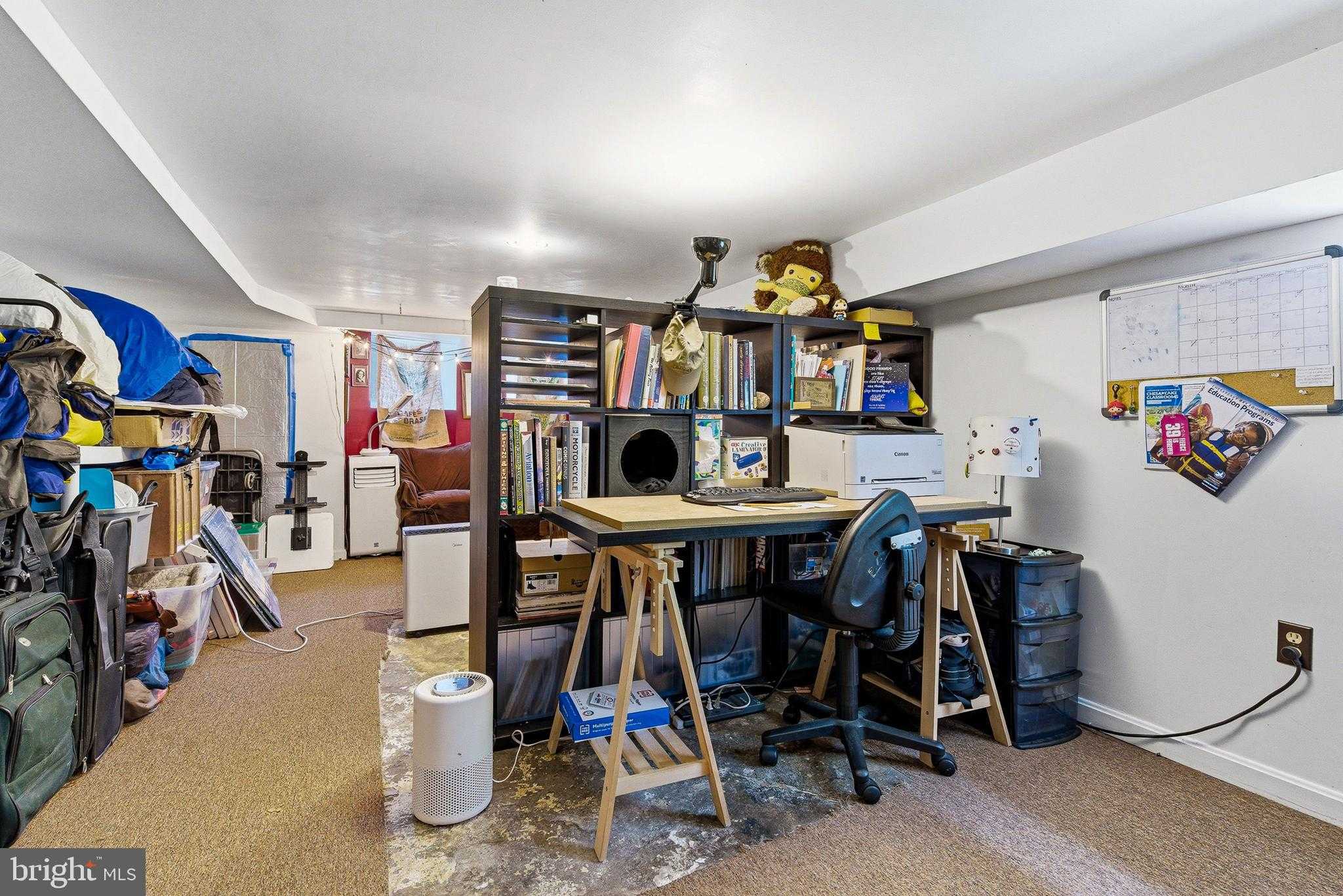 1525 Carswell St photo 12