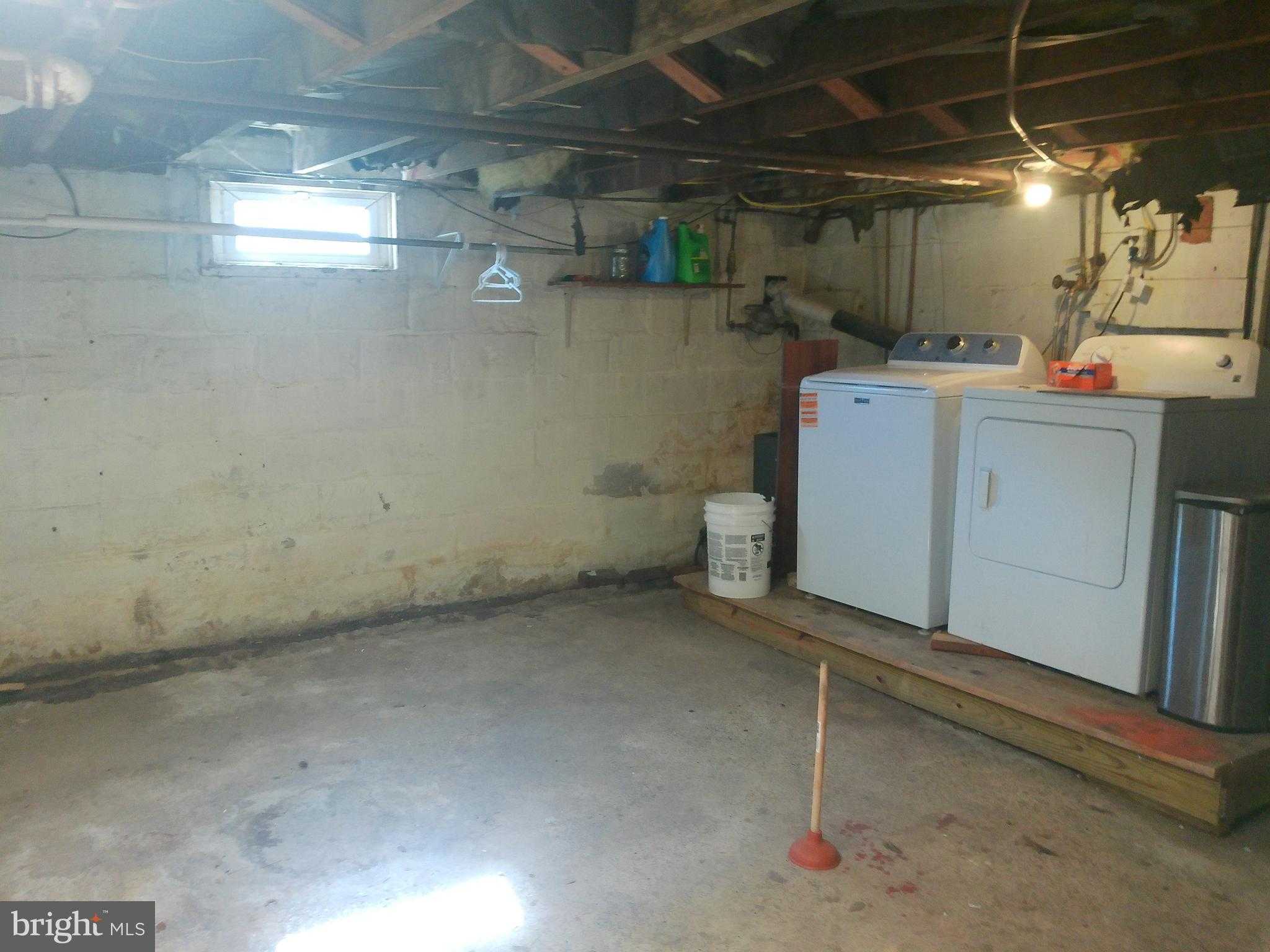 210 5th Ave photo 25