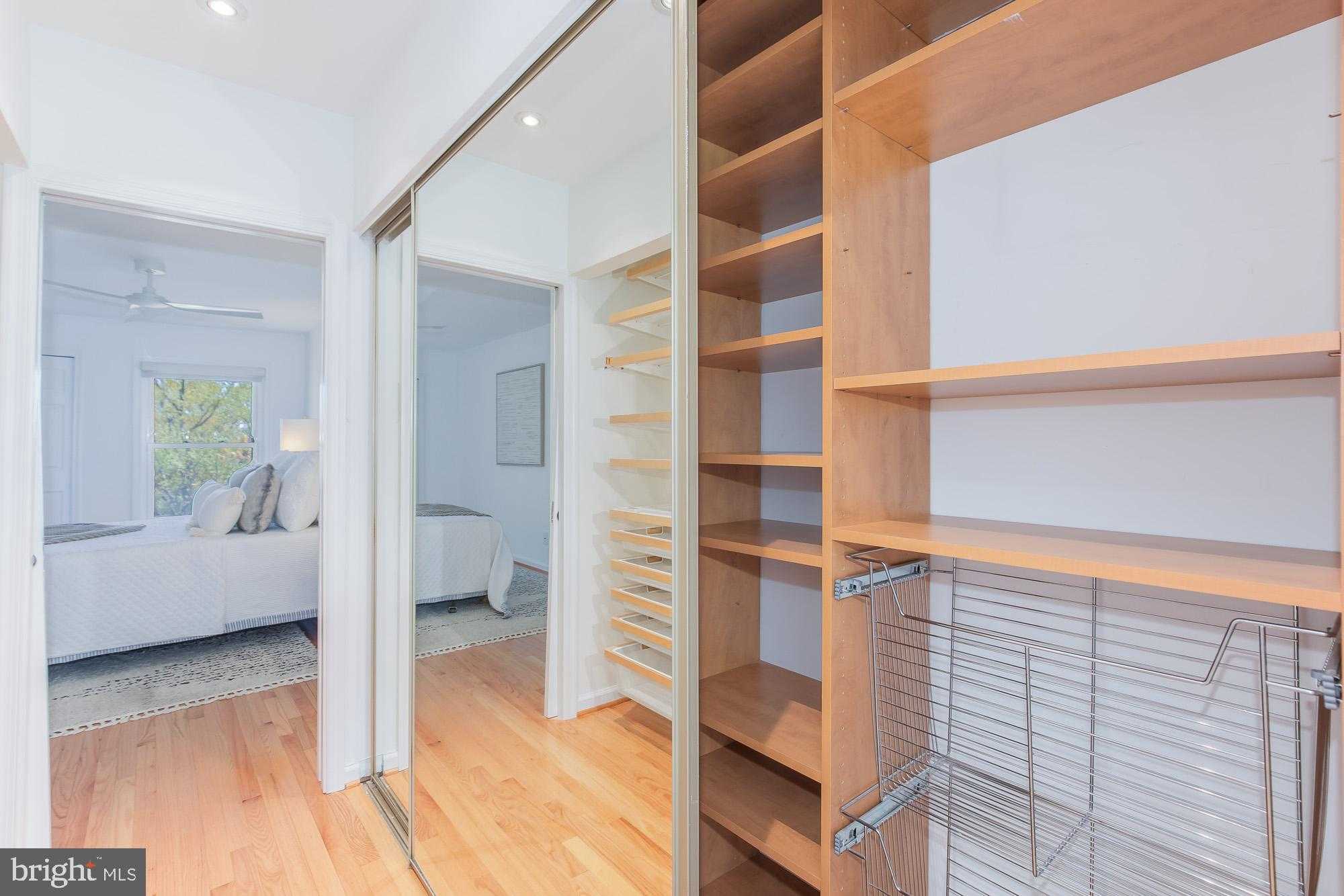 2103 N Rolfe St Apt B photo 48