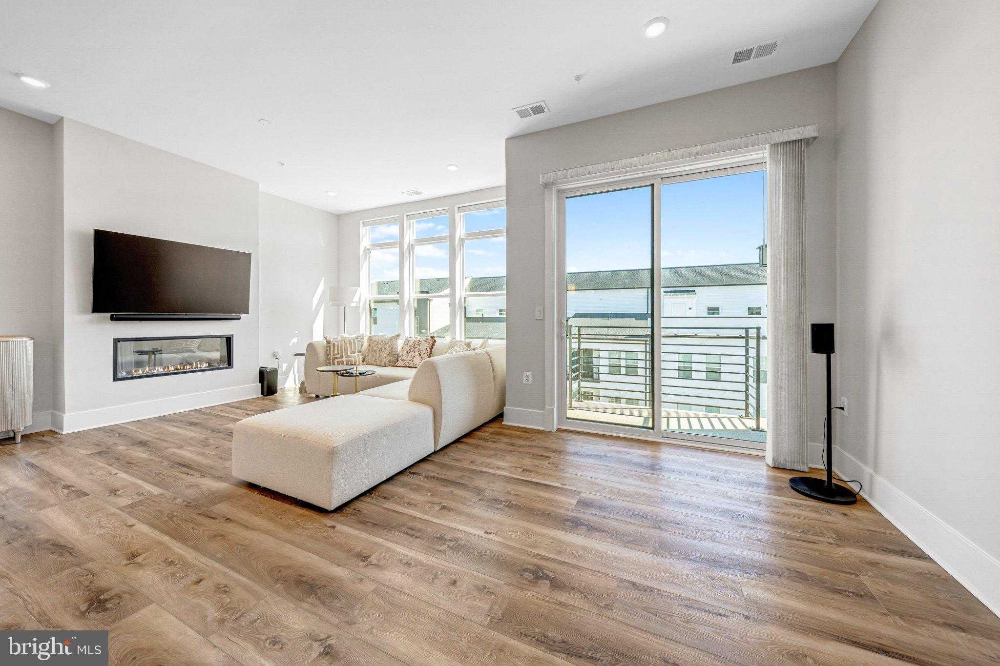 23665 Havelock Walk Ter photo 9