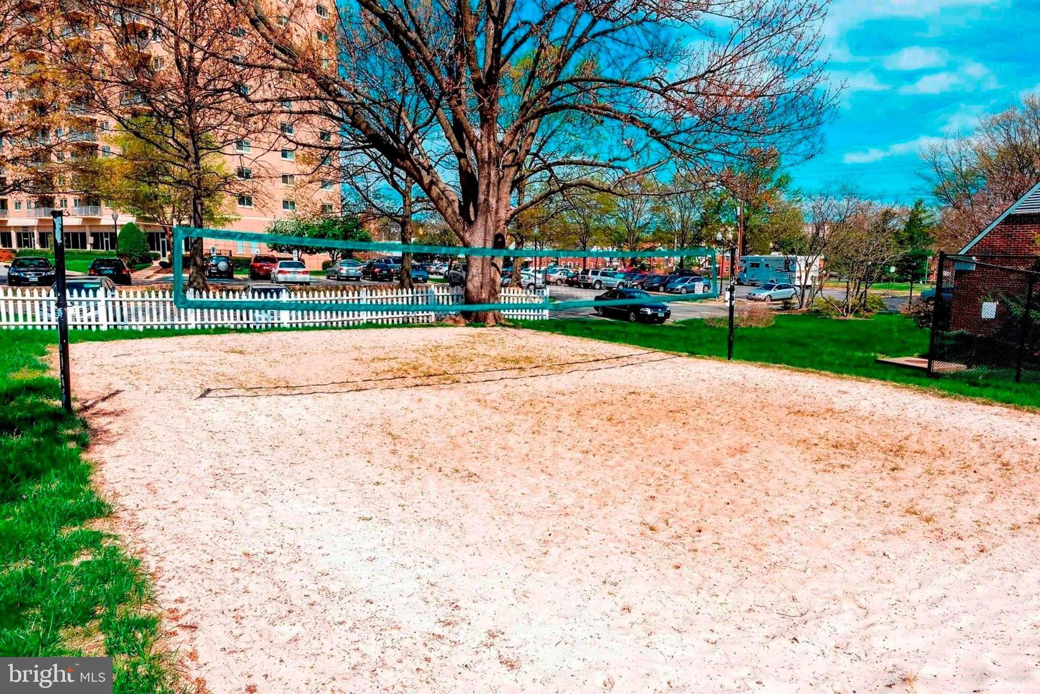 1119 Beverley Dr photo 29