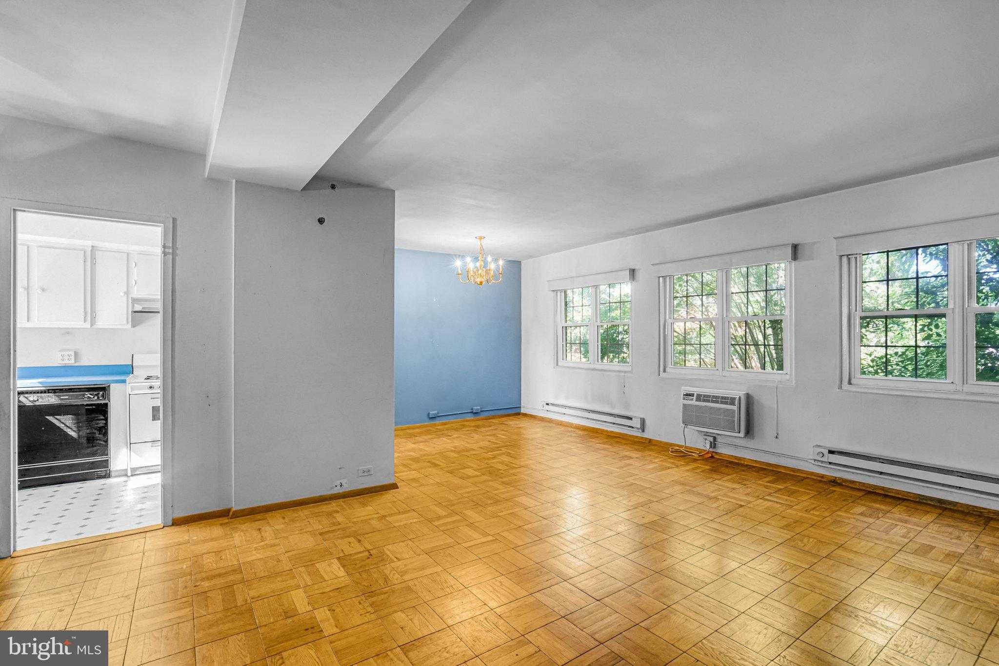 1119 Beverley Dr photo 6