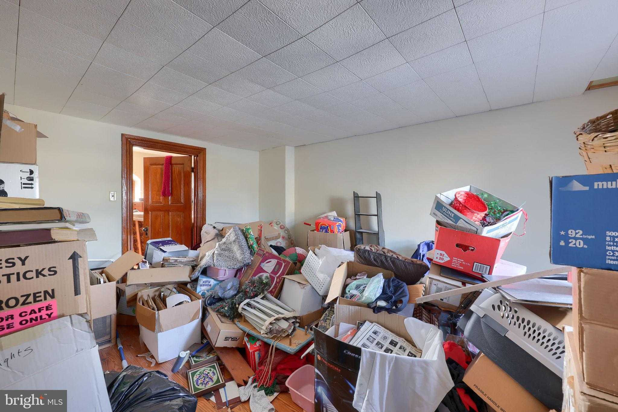 727 Madison Ave photo 32