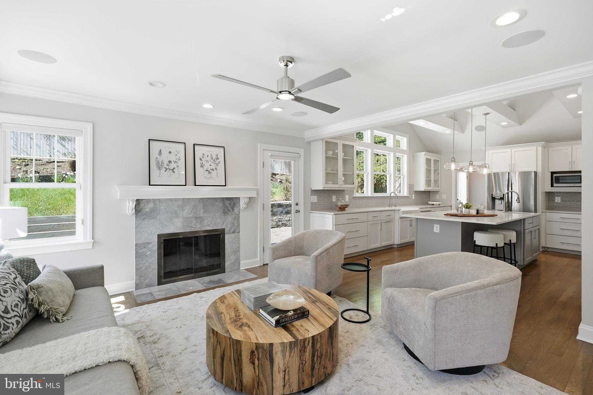 408 Skyhill Rd photo 7