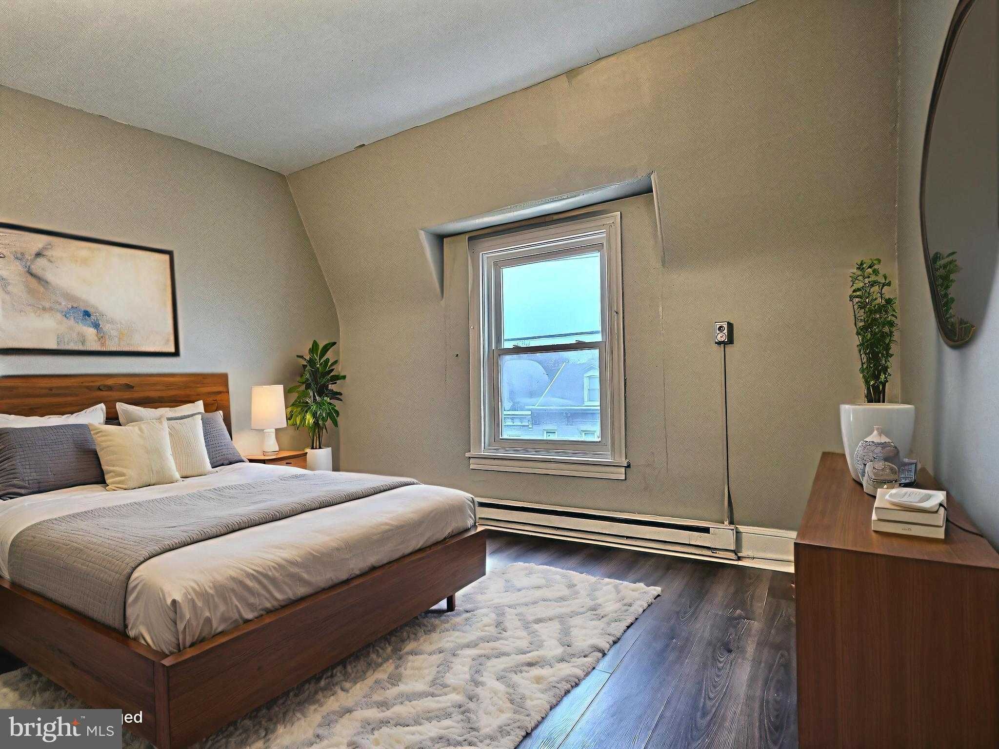 767 N 8th St photo 32