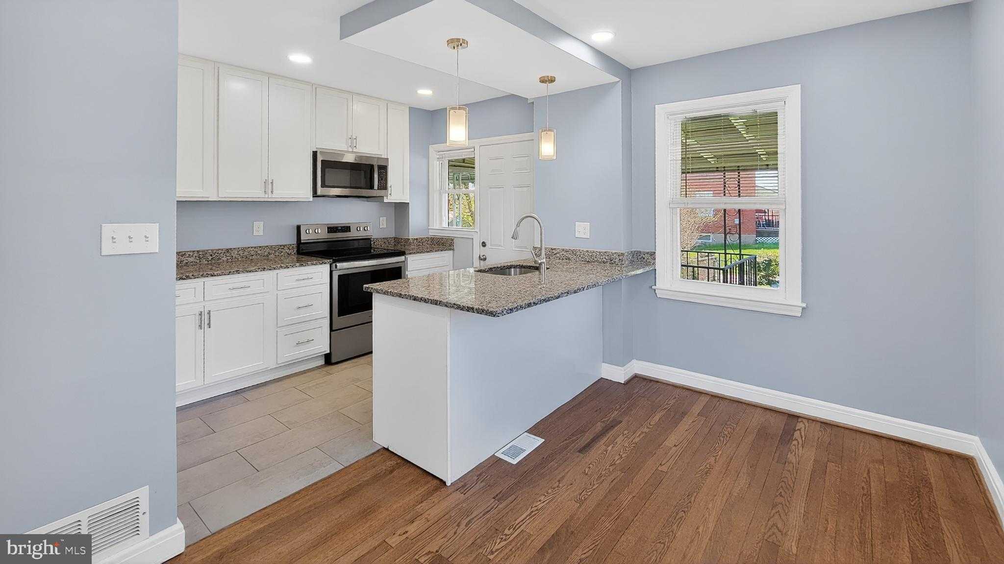 52 Upmanor Rd photo 8