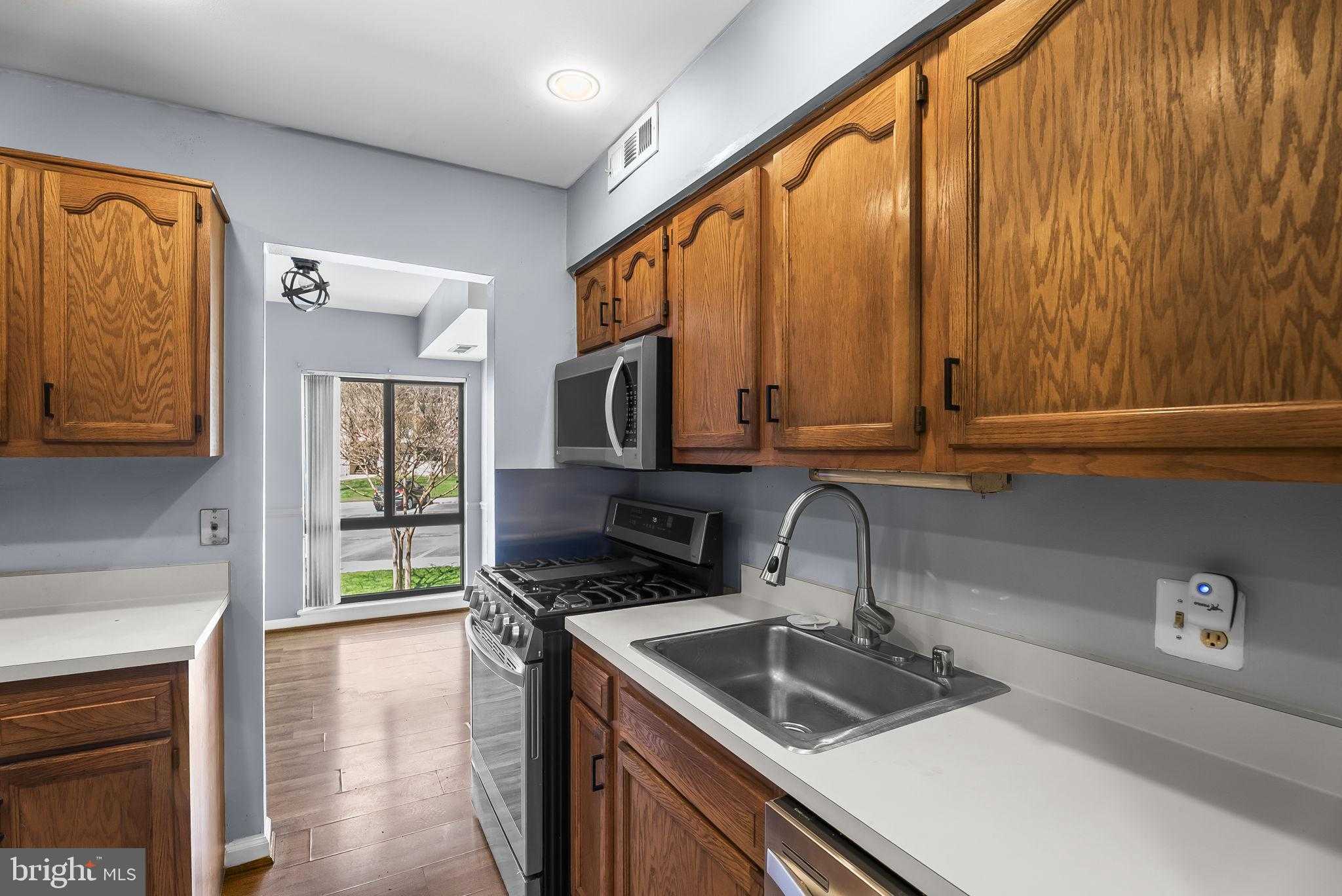 6087 Majors Ln photo 8