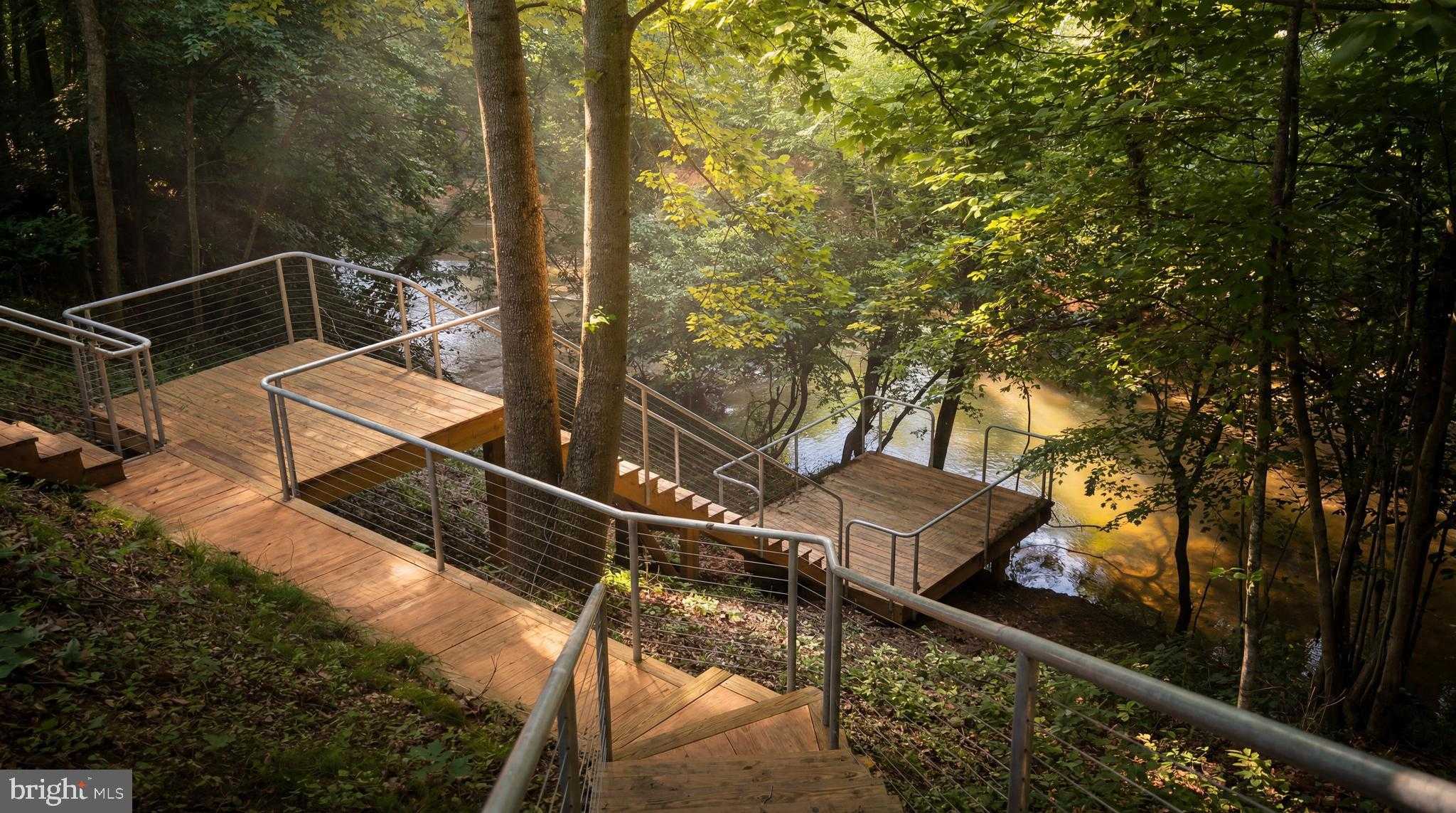 845 Raccoon Rdg photo 4