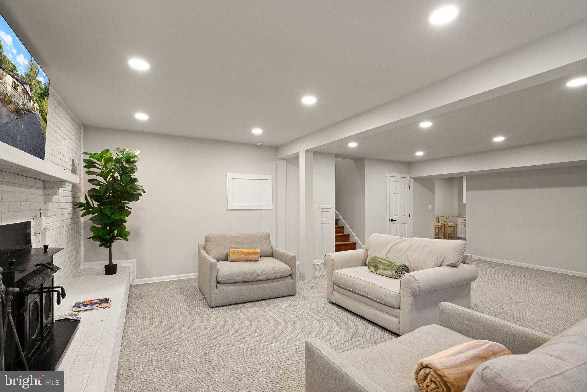 7324 Auburn St photo 49