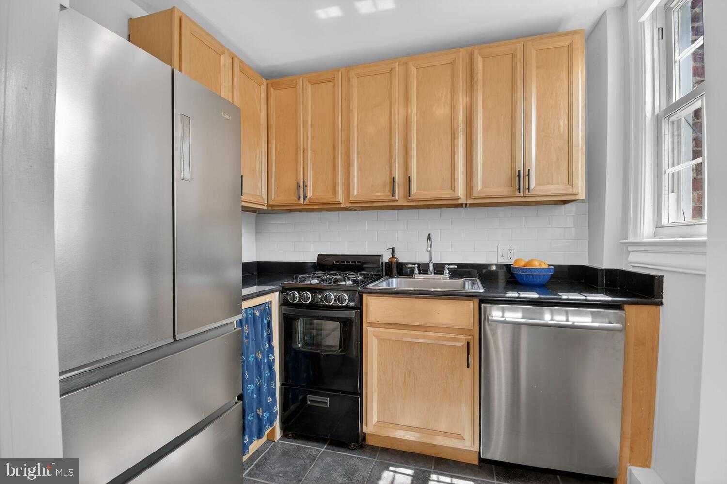 3100 Wisconsin Ave NW Apt 306 photo 7