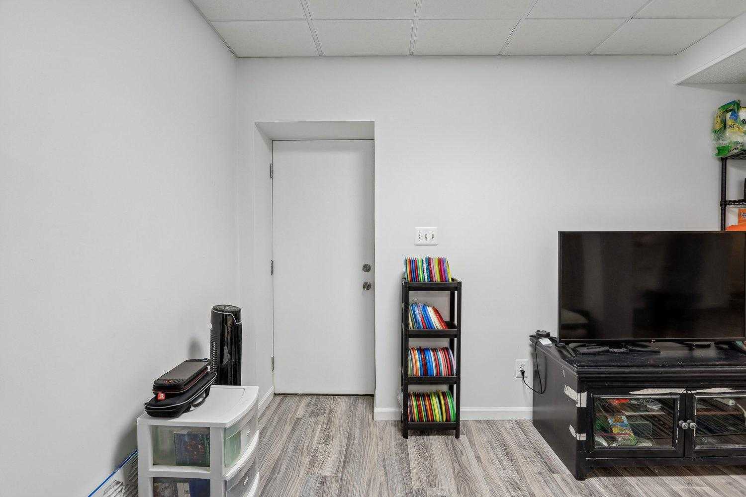 603 Wheat Mill CT E photo 30