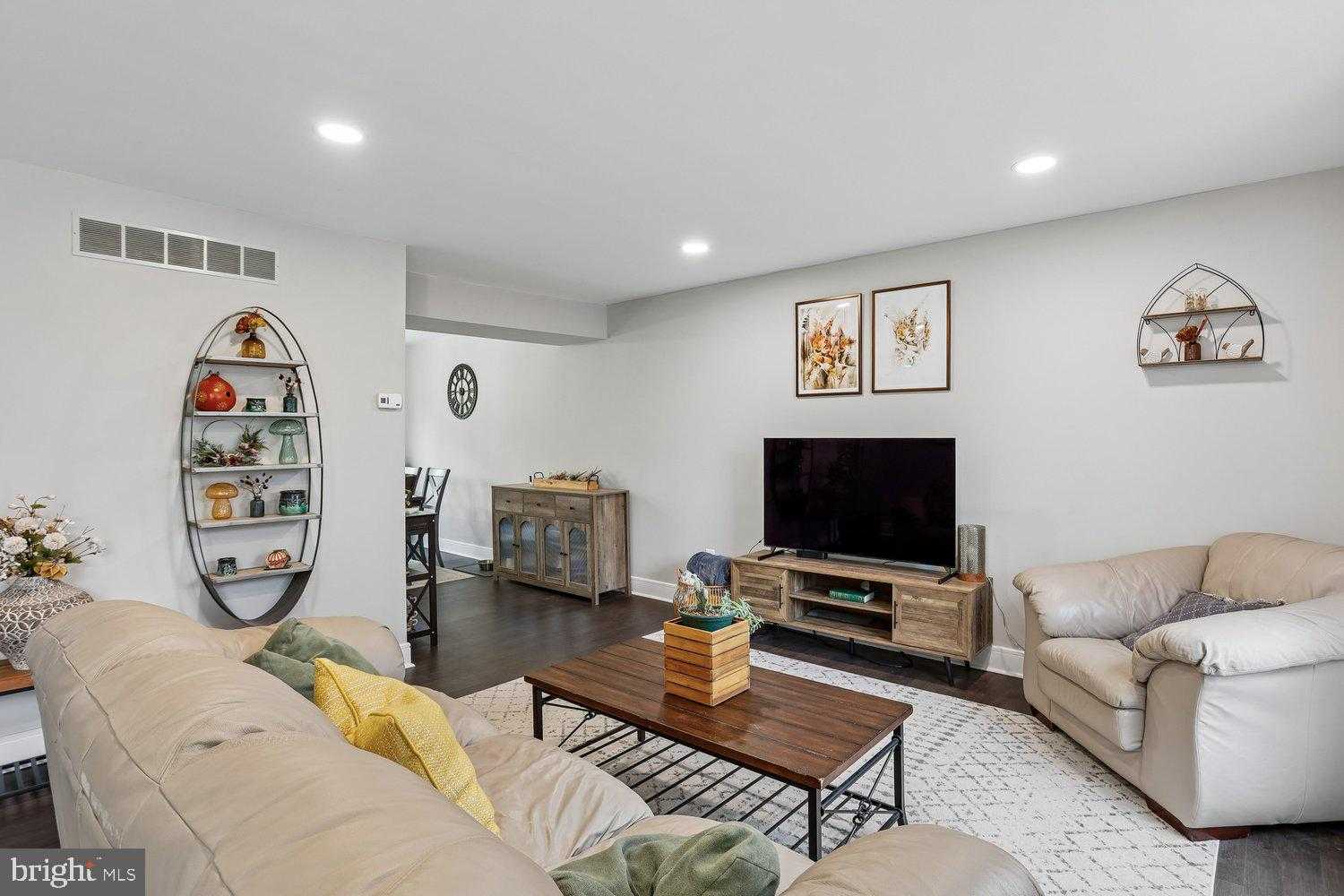 603 Wheat Mill CT E photo 7