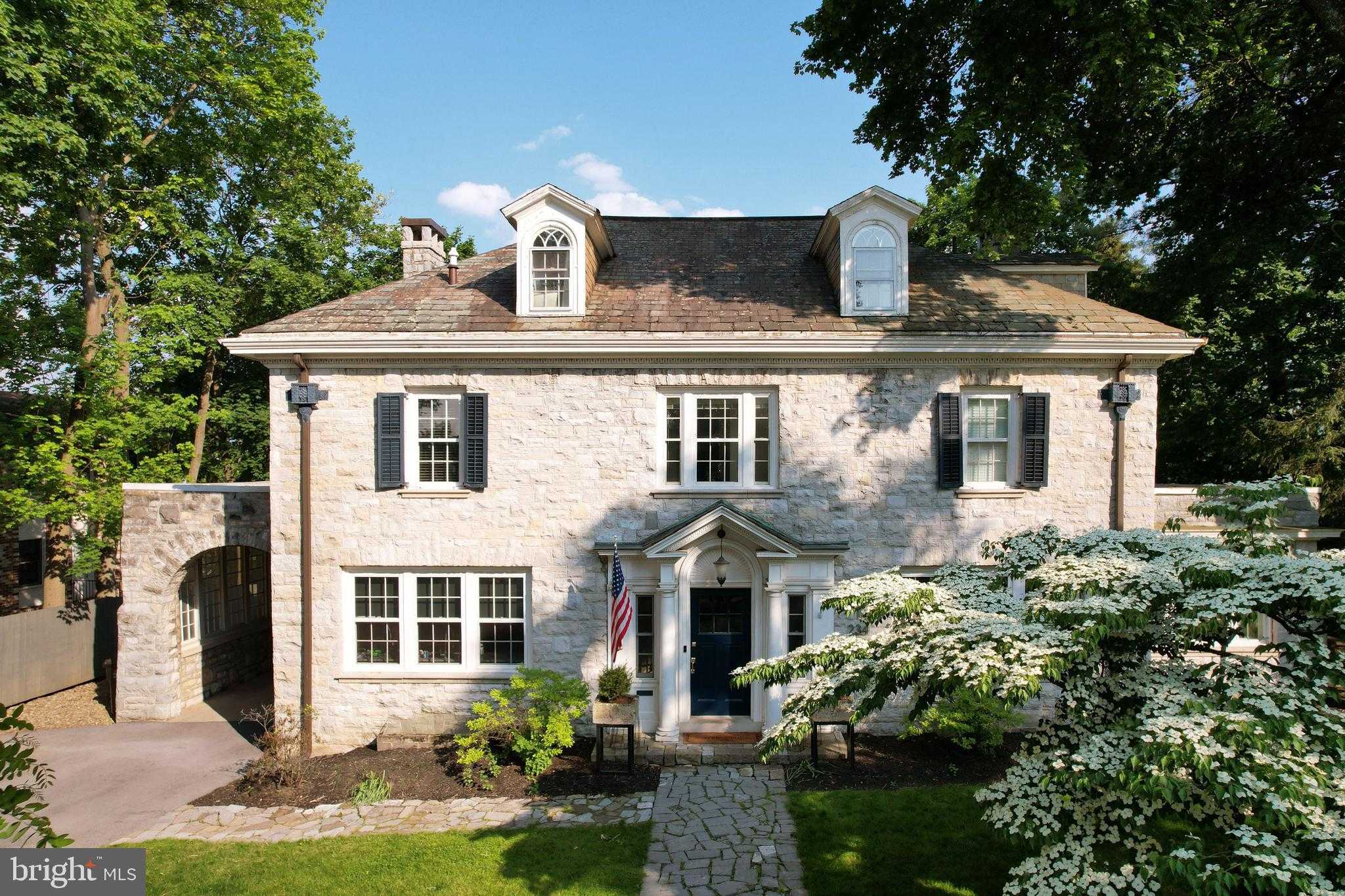 234 W Fairmount Ave photo 2