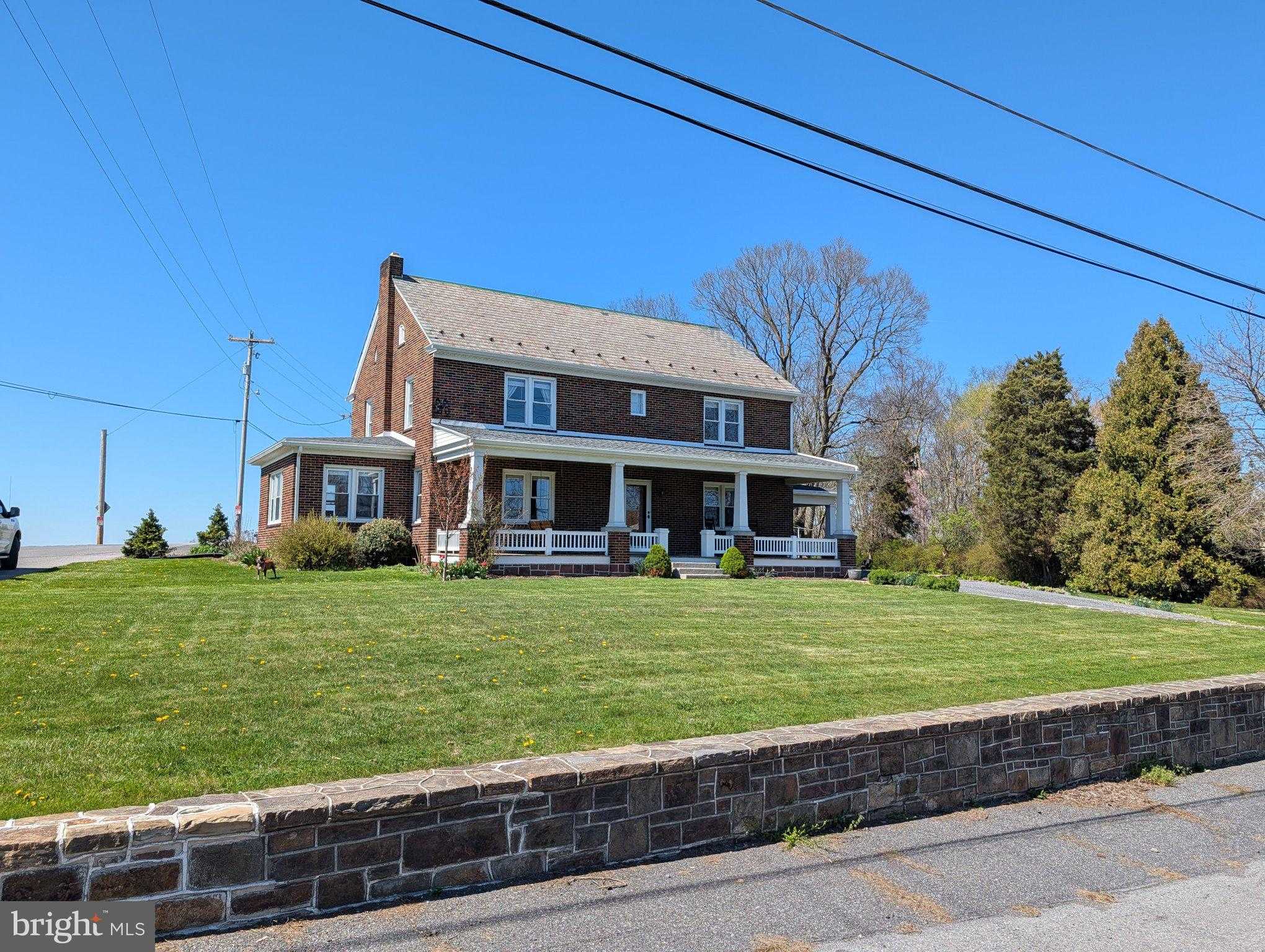 663 Wide Hollow Rd photo 35