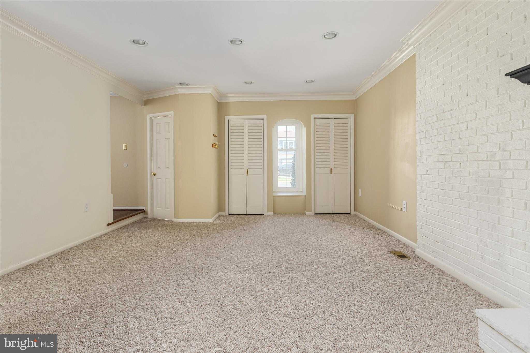 5815 Ottawa Rd photo 5