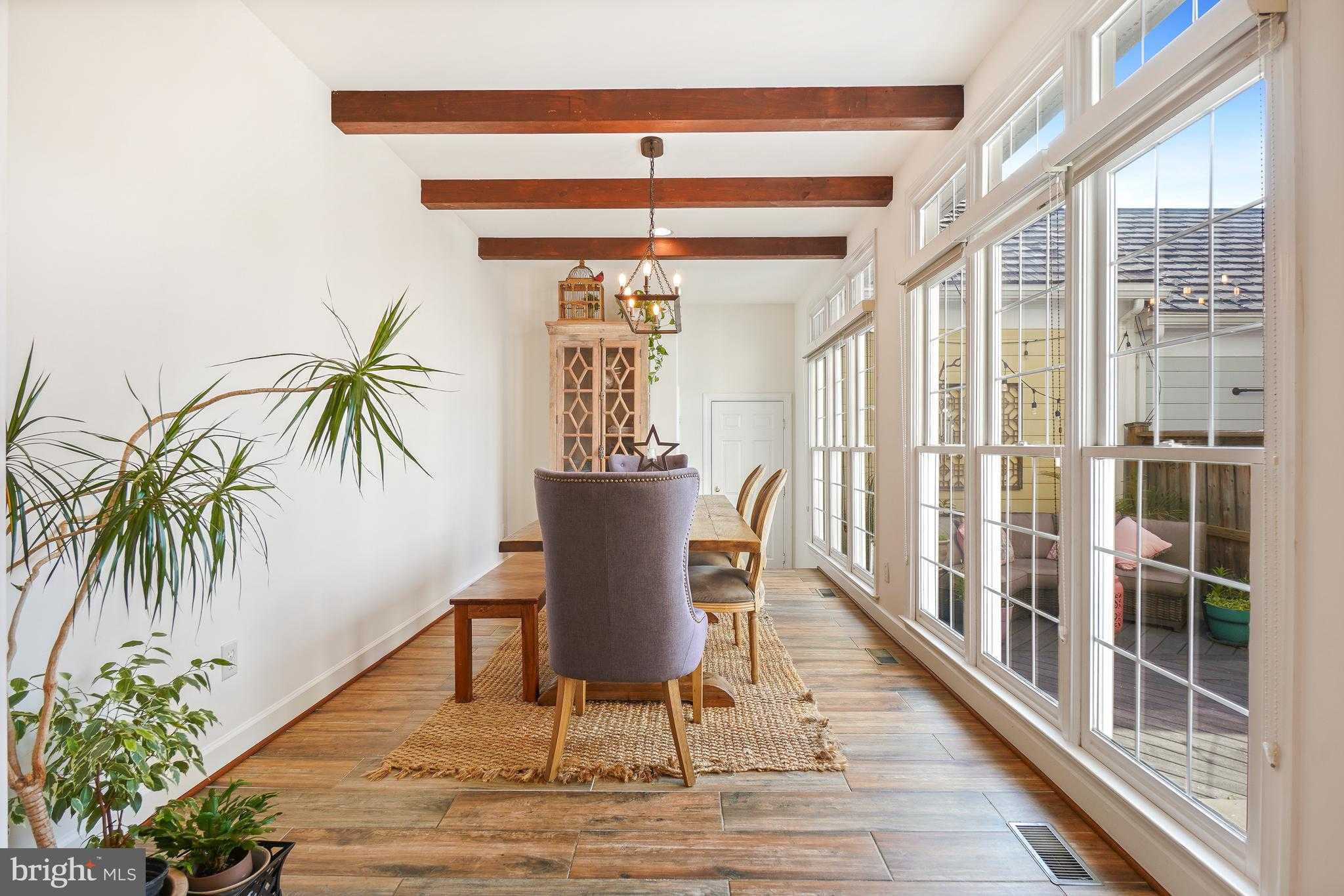 305 Hart Rd photo 20