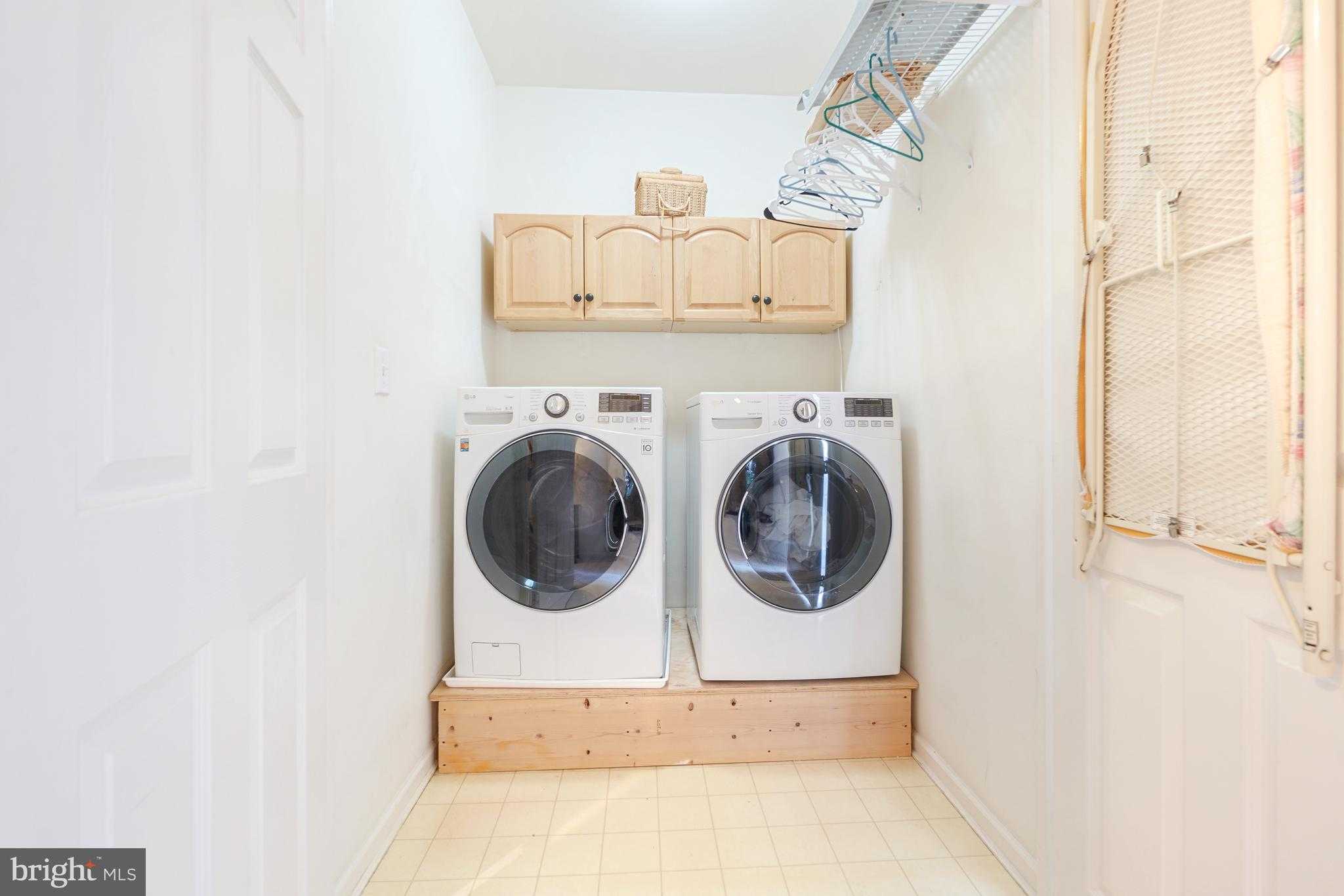 305 Hart Rd photo 32