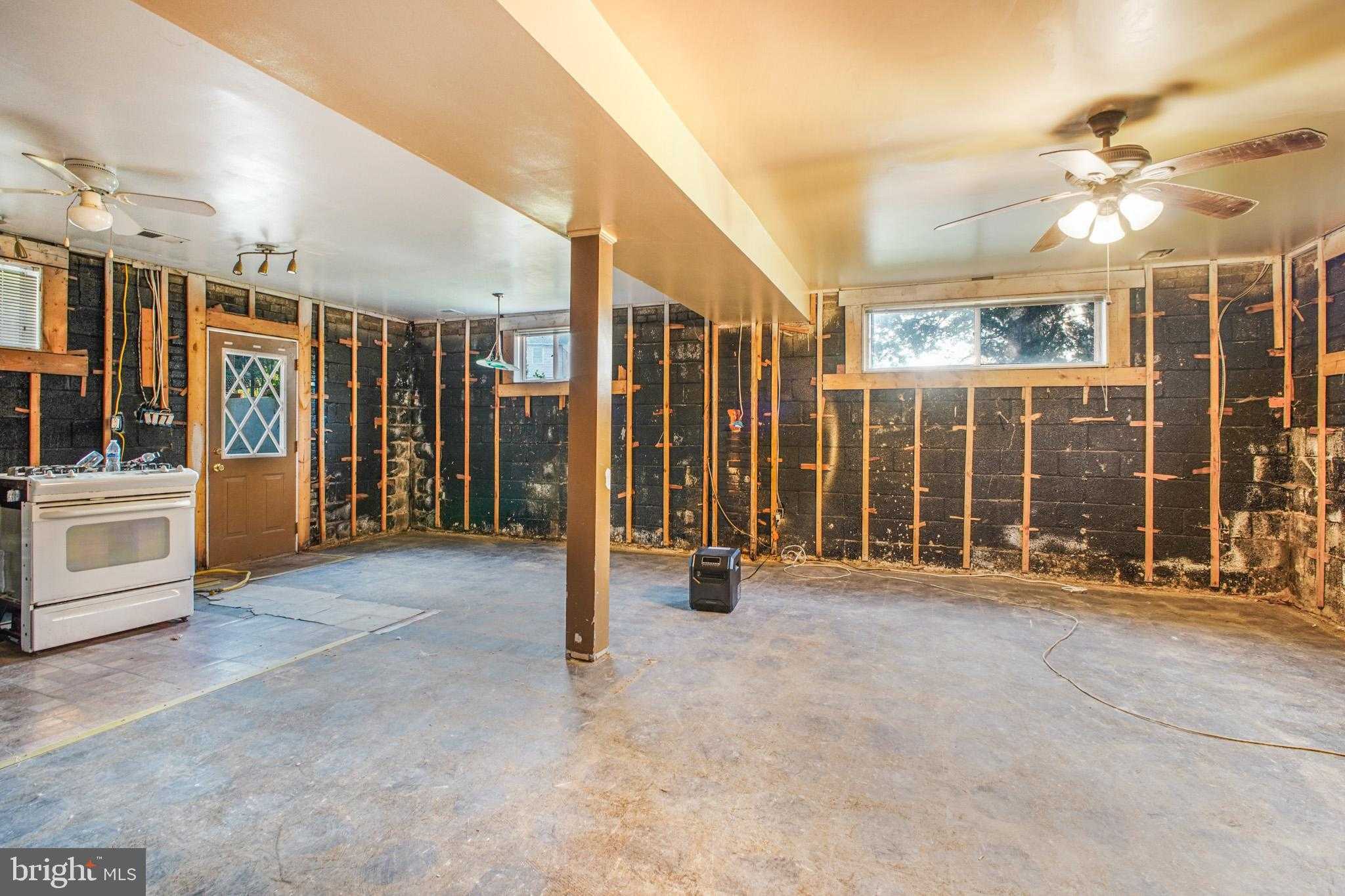 1118 Downs Dr photo 21