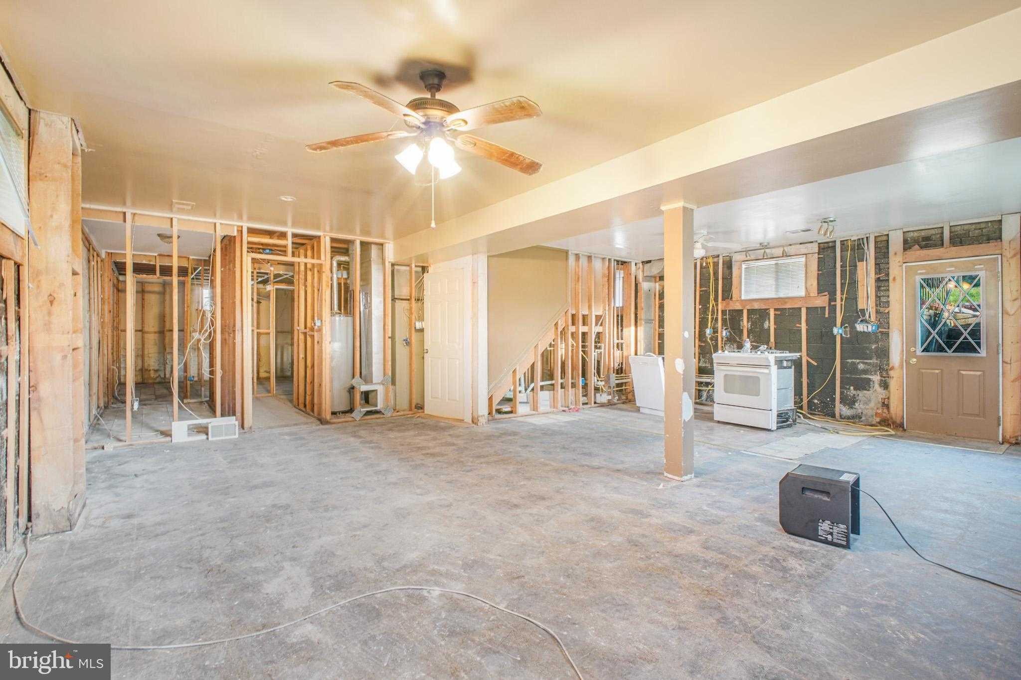 1118 Downs Dr photo 23