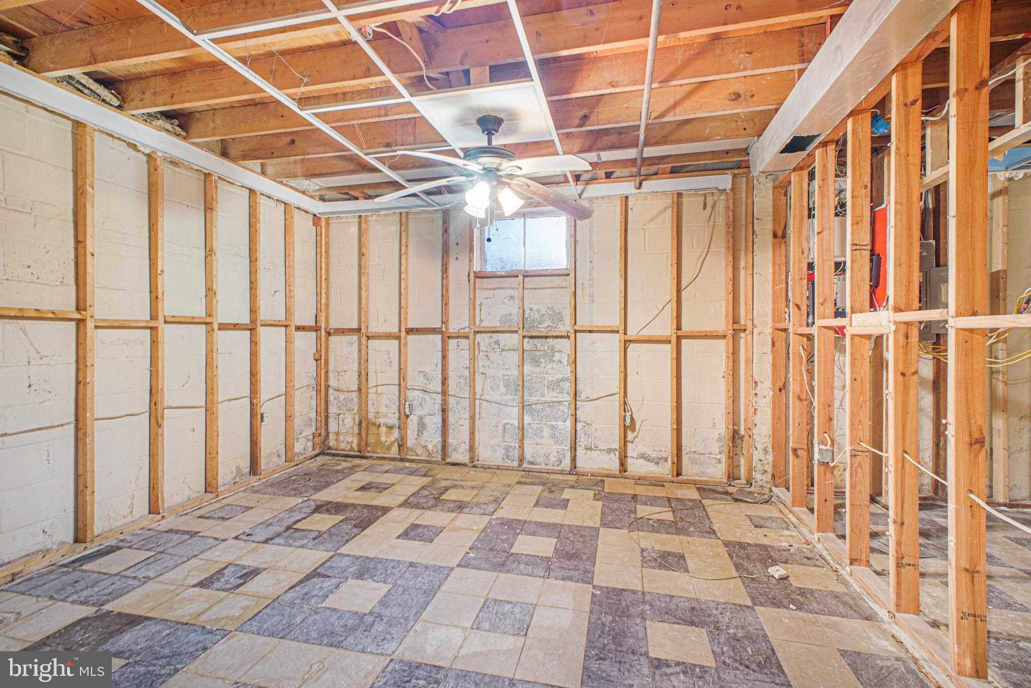 1118 Downs Dr photo 24