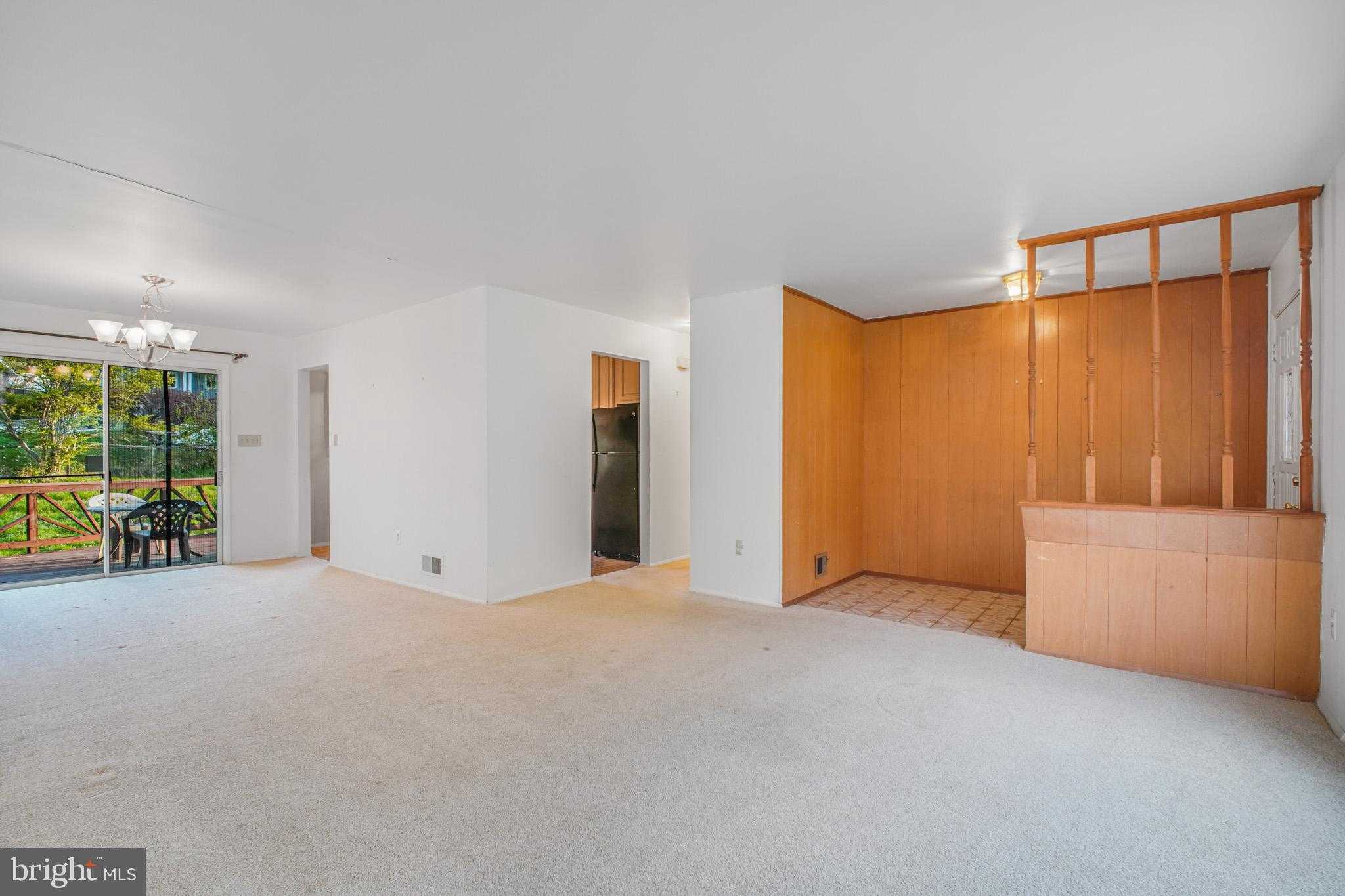 1118 Downs Dr photo 6