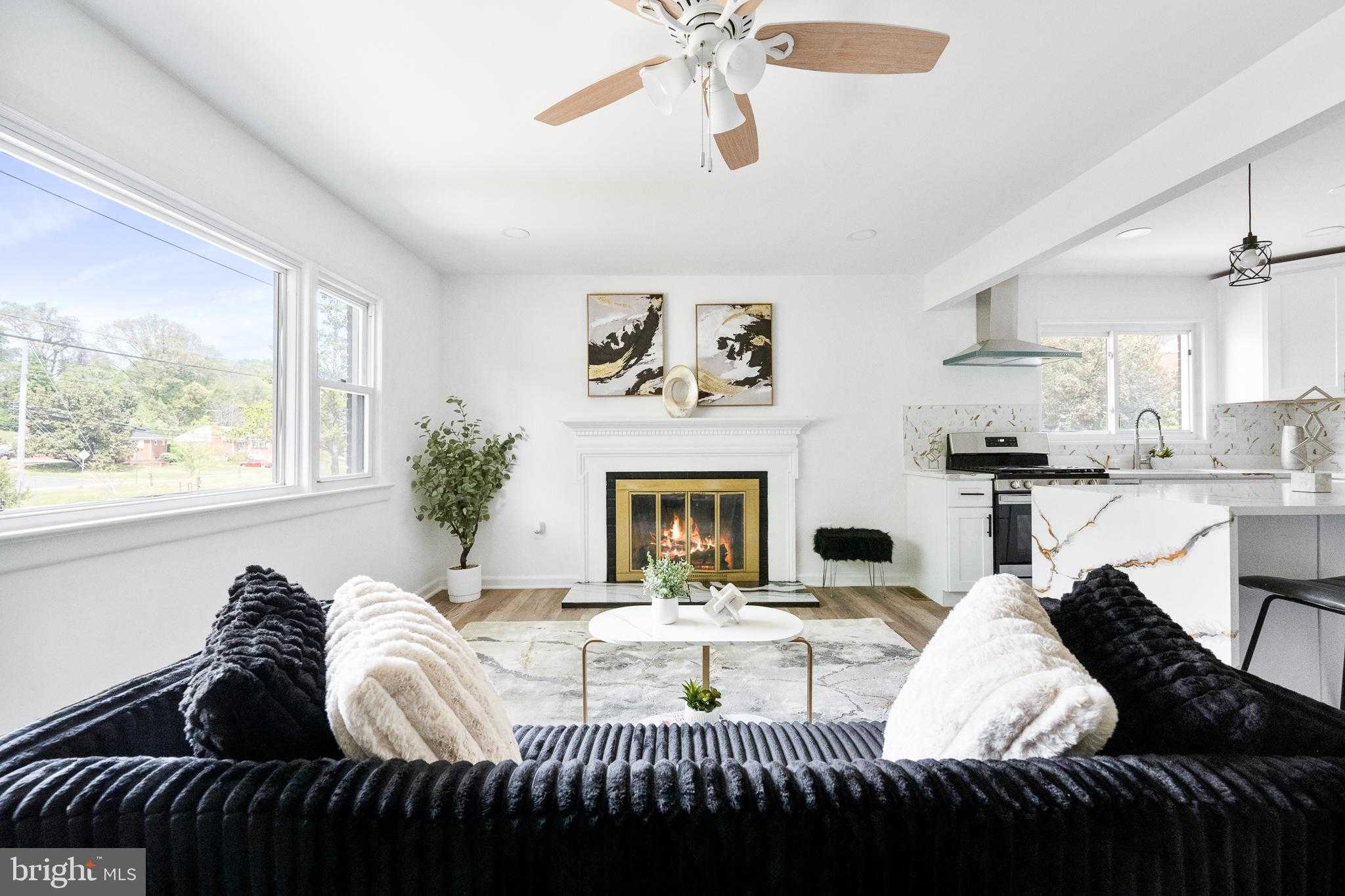 6907 Kipling Pkwy photo 7