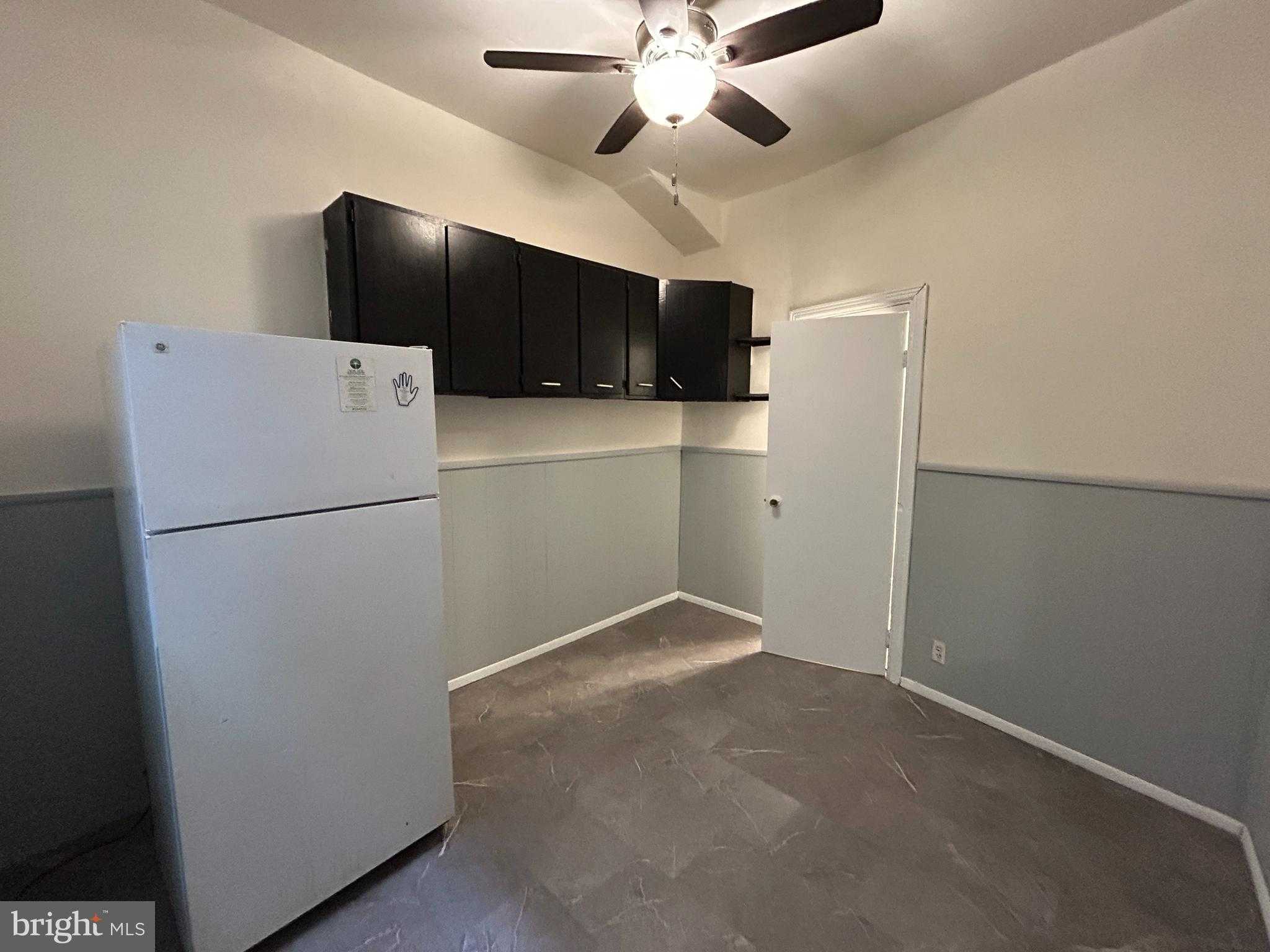 331 N 53rd St photo 13