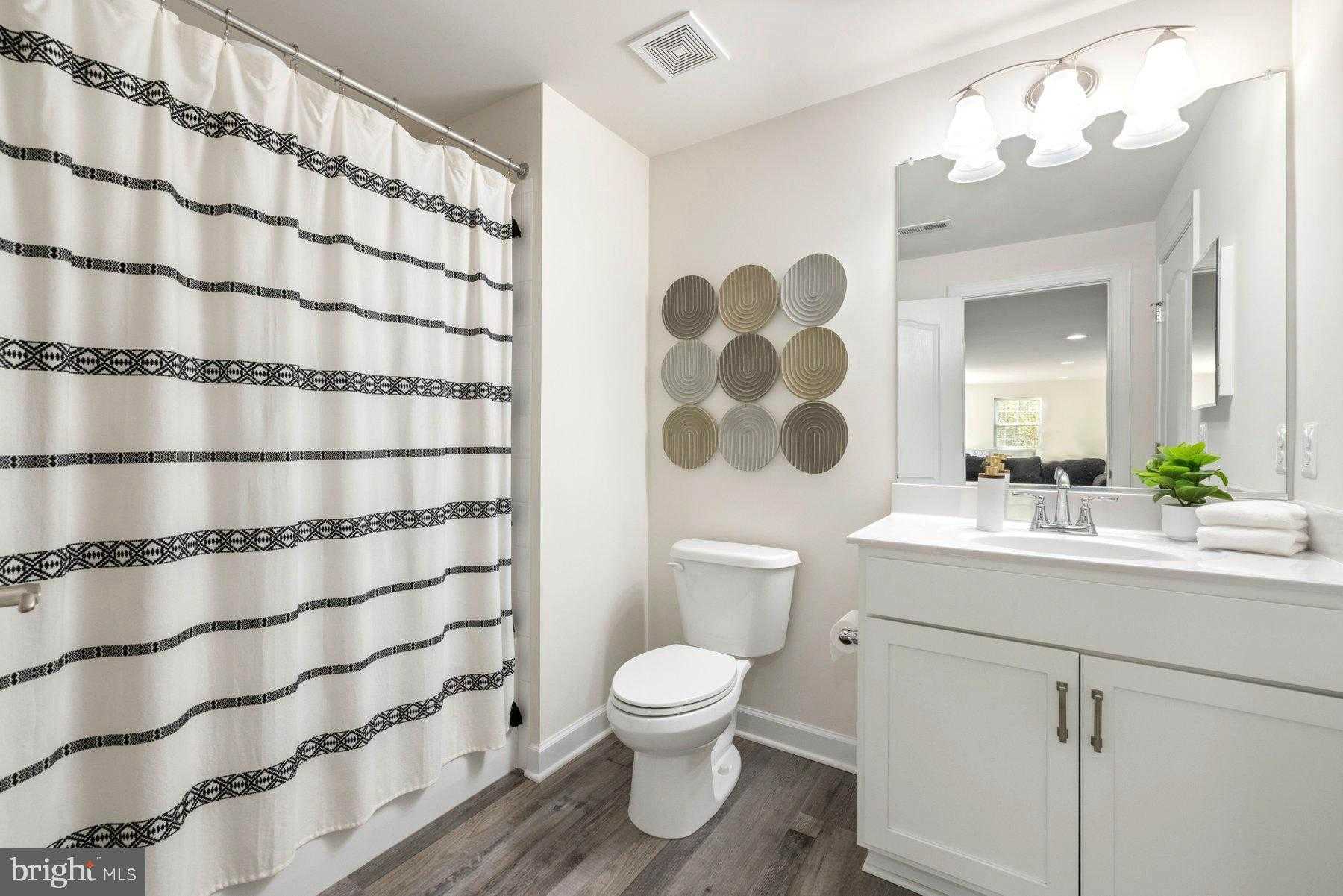 113 Ireland Dr photo 46