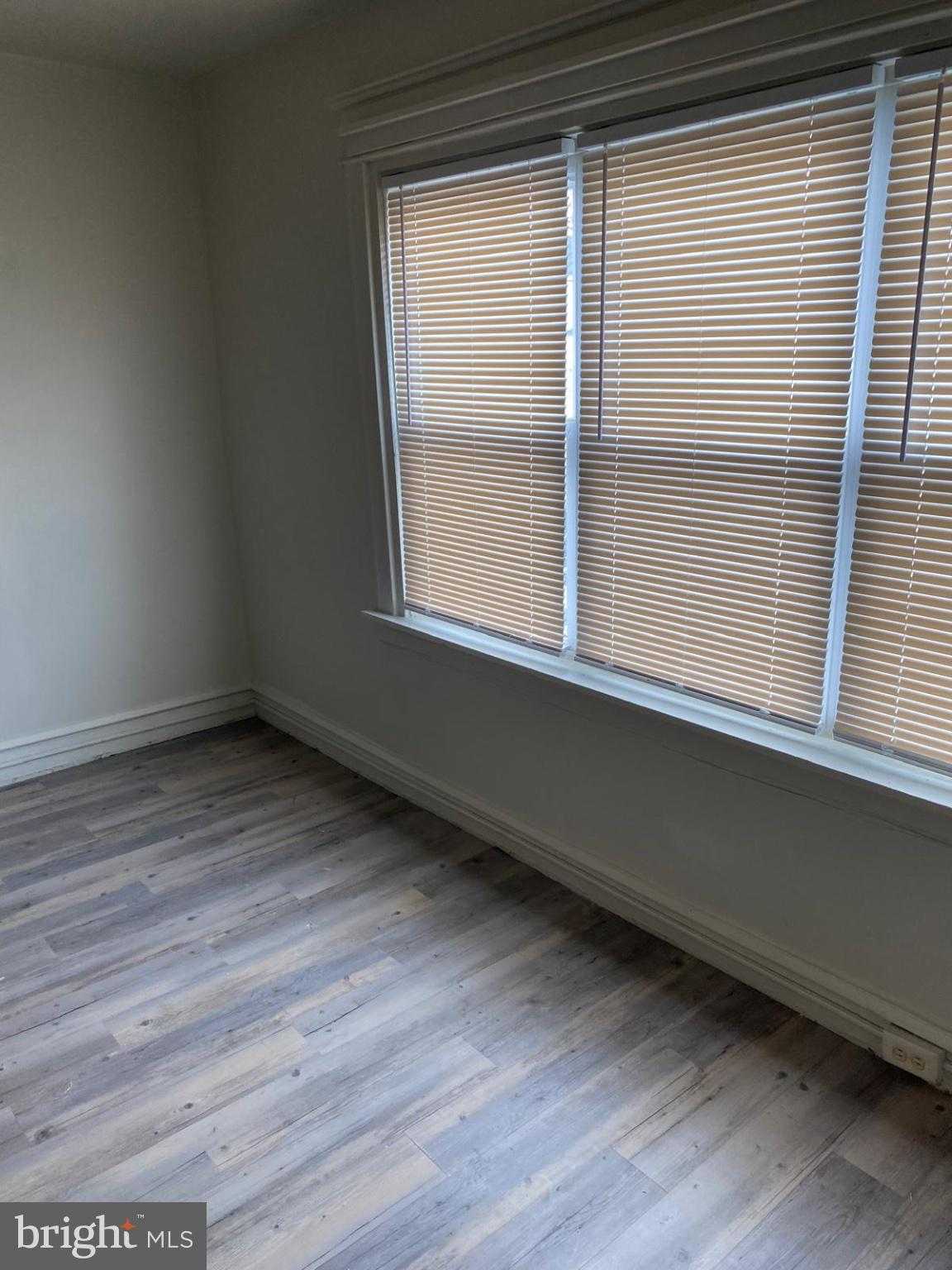 5316 W Columbia Ave photo 9