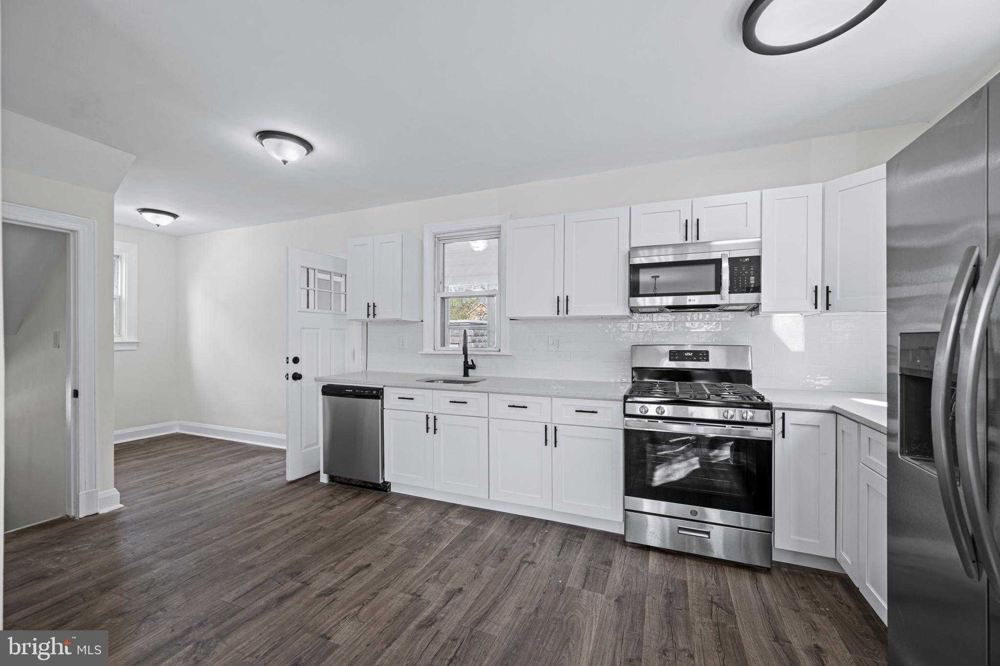 5510 Sefton Ave photo 10