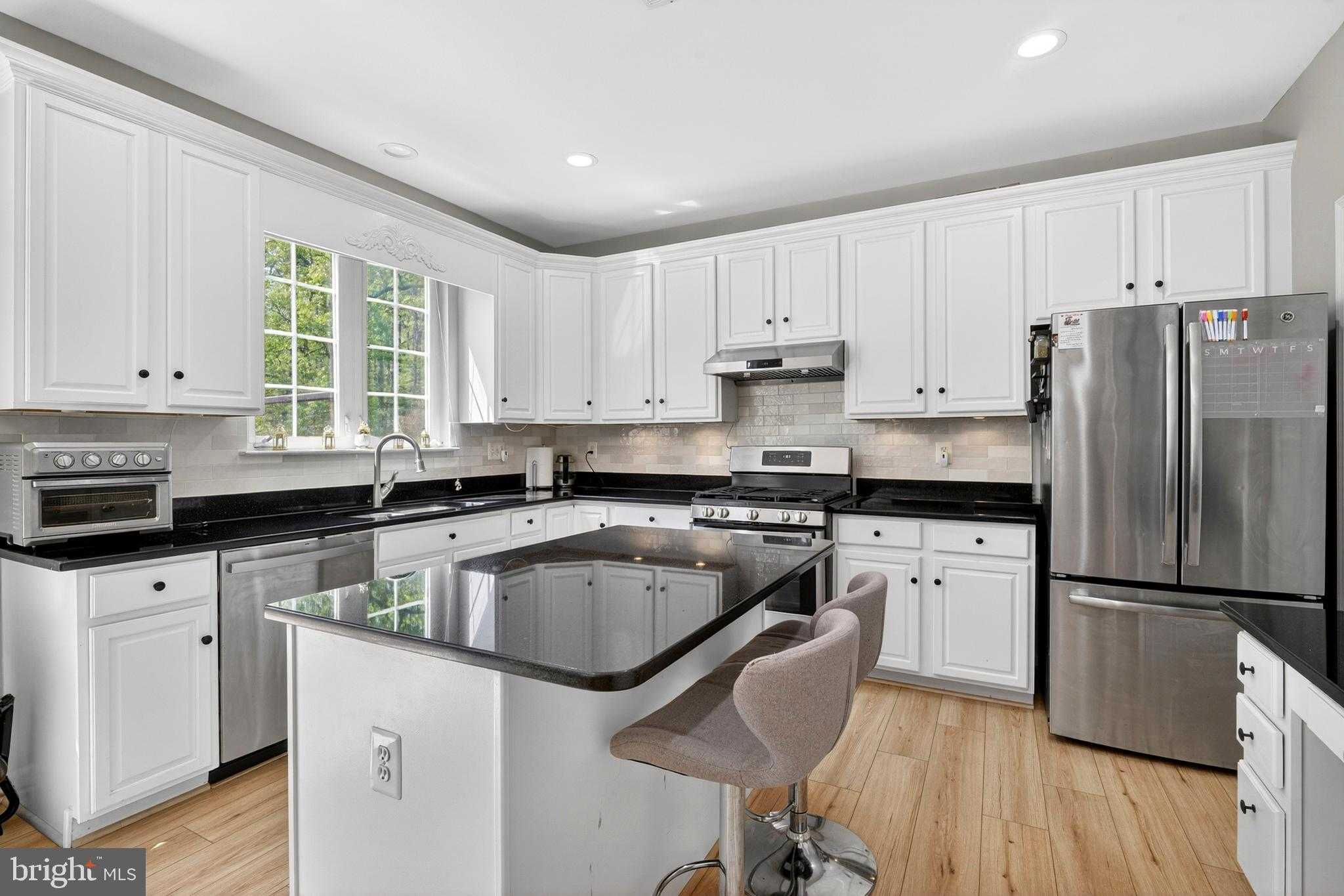 4255 Pemberley CT photo 25