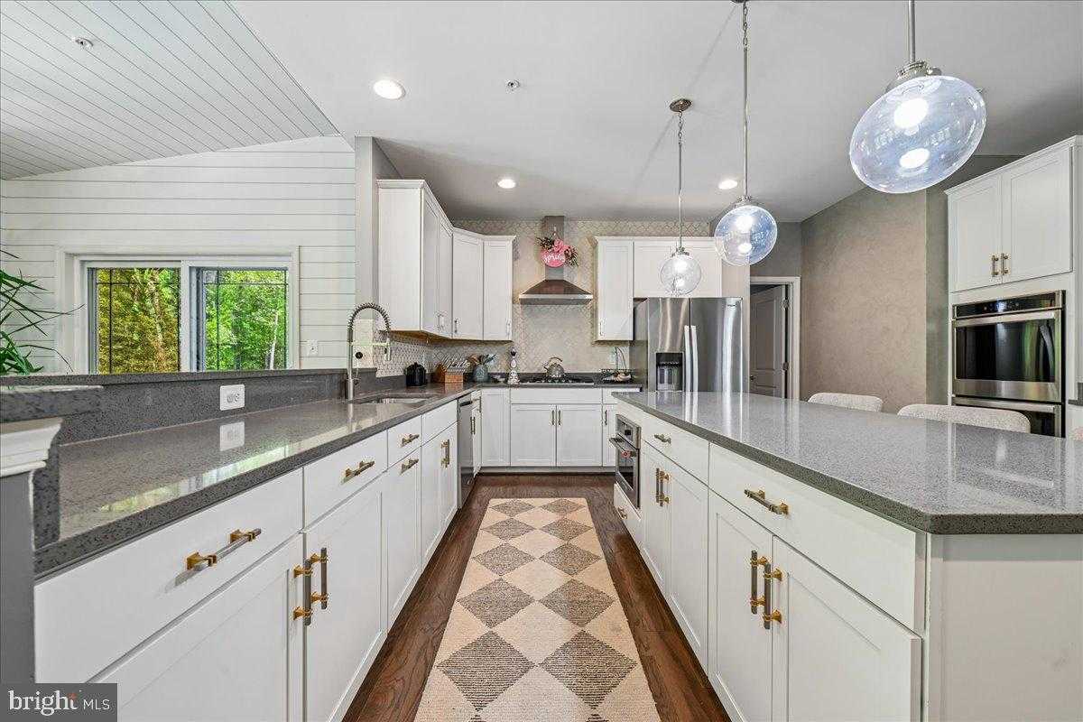 11107 King Gallahan CT photo 12