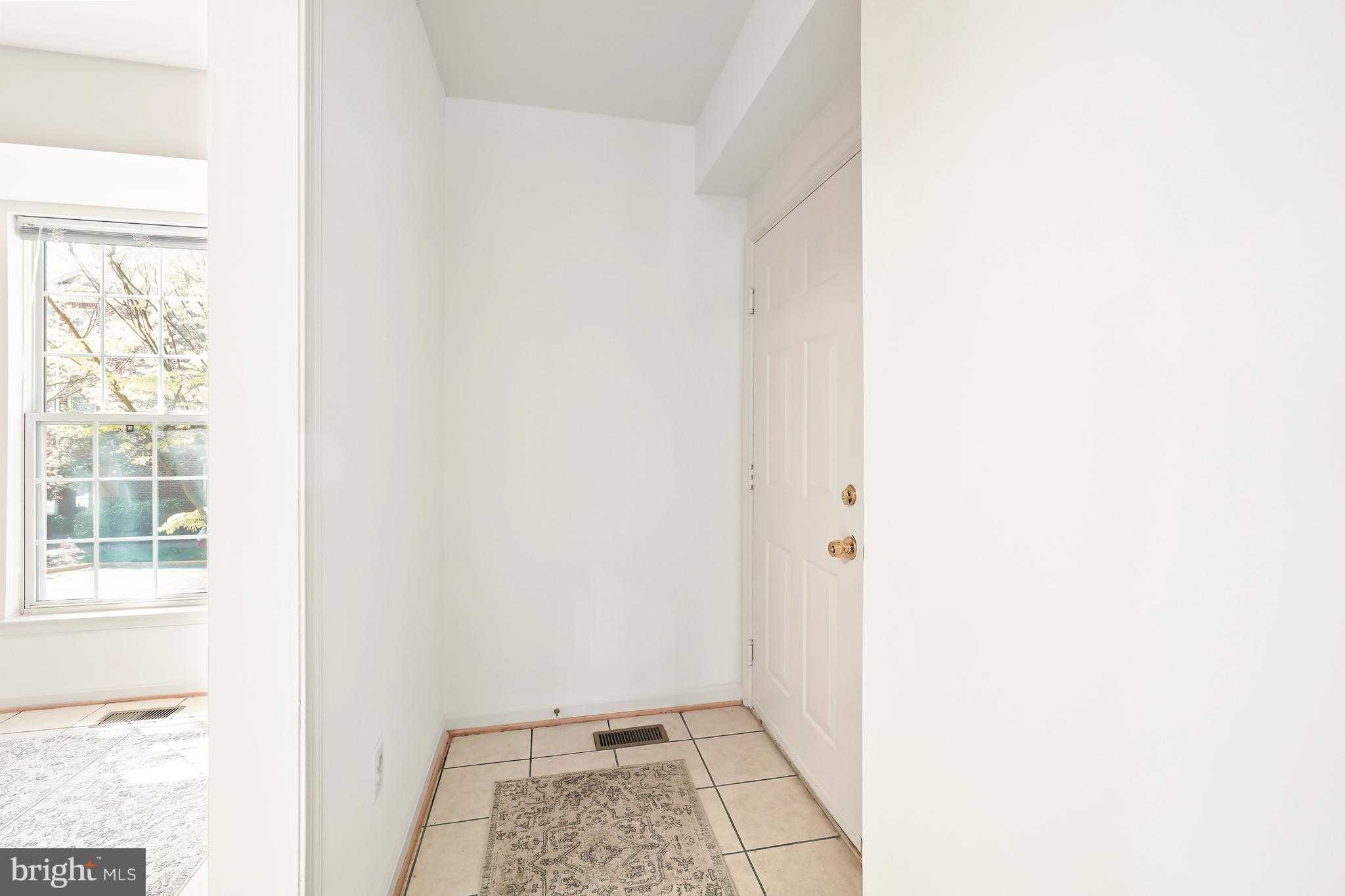 8856 Ashgrove House Ln Apt 102 photo 4