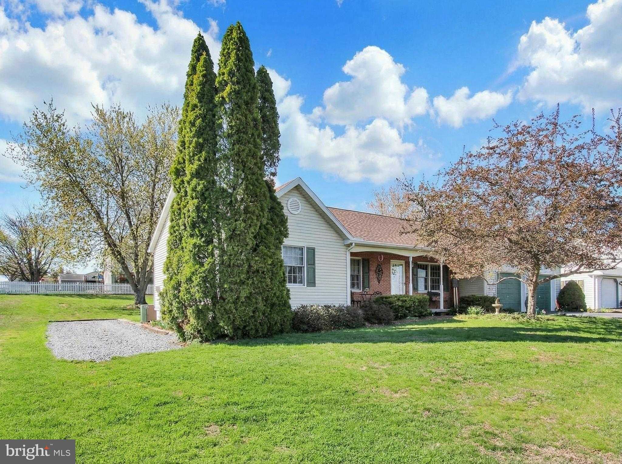 4 Hancock Dr photo 38