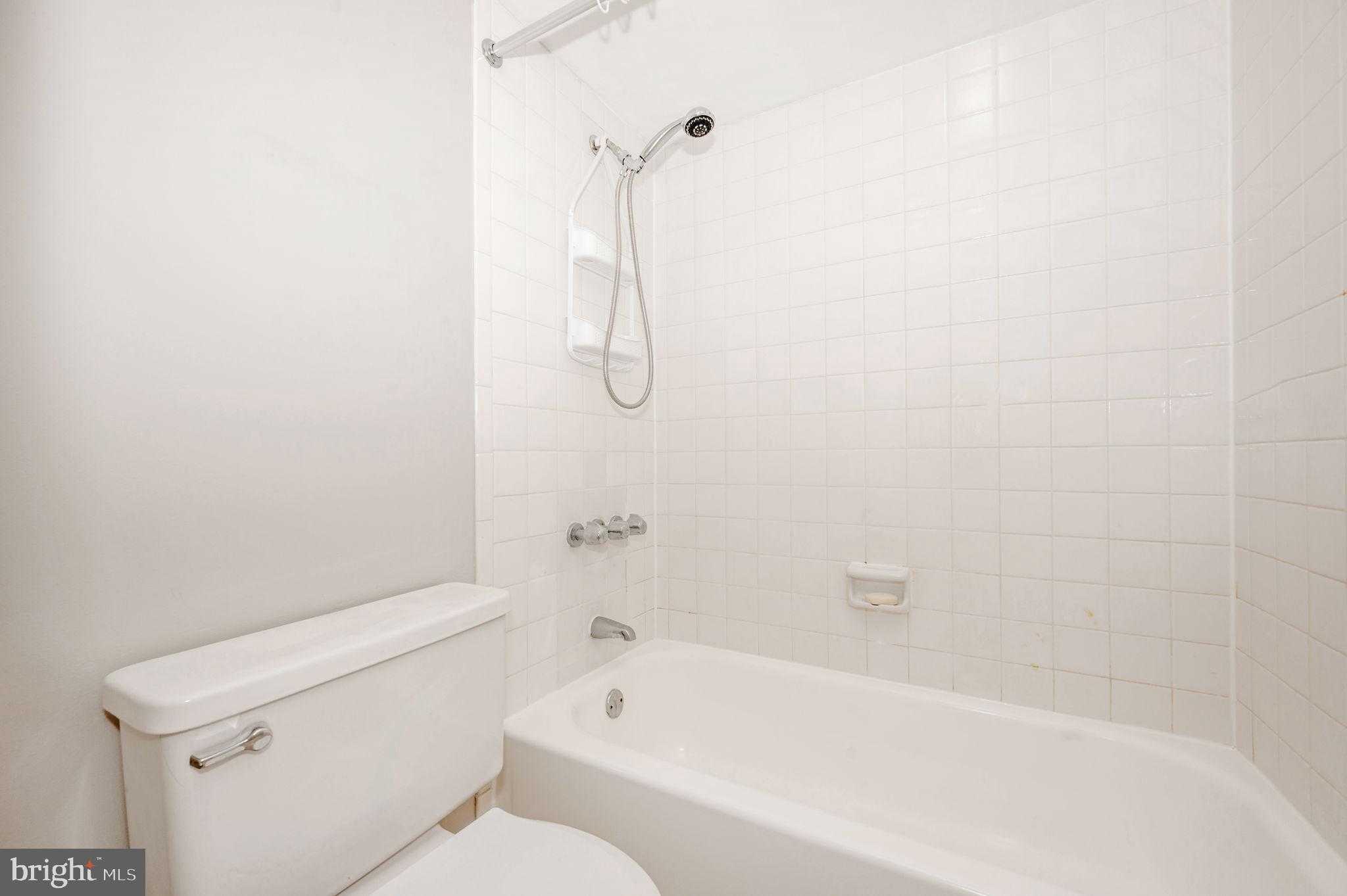 6800 Fleetwood Rd Apt 509 photo 21