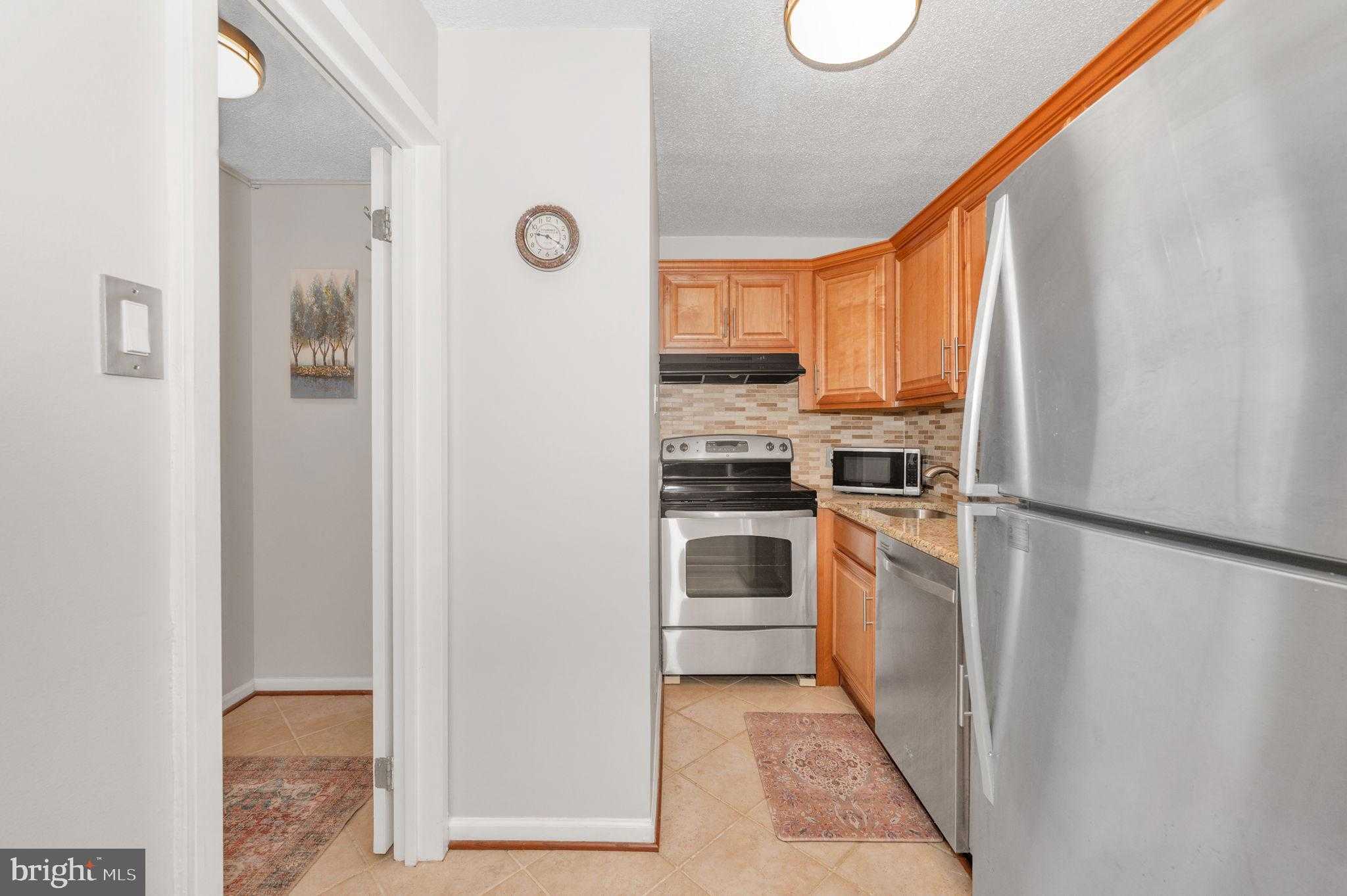 6800 Fleetwood Rd Apt 509 photo 3