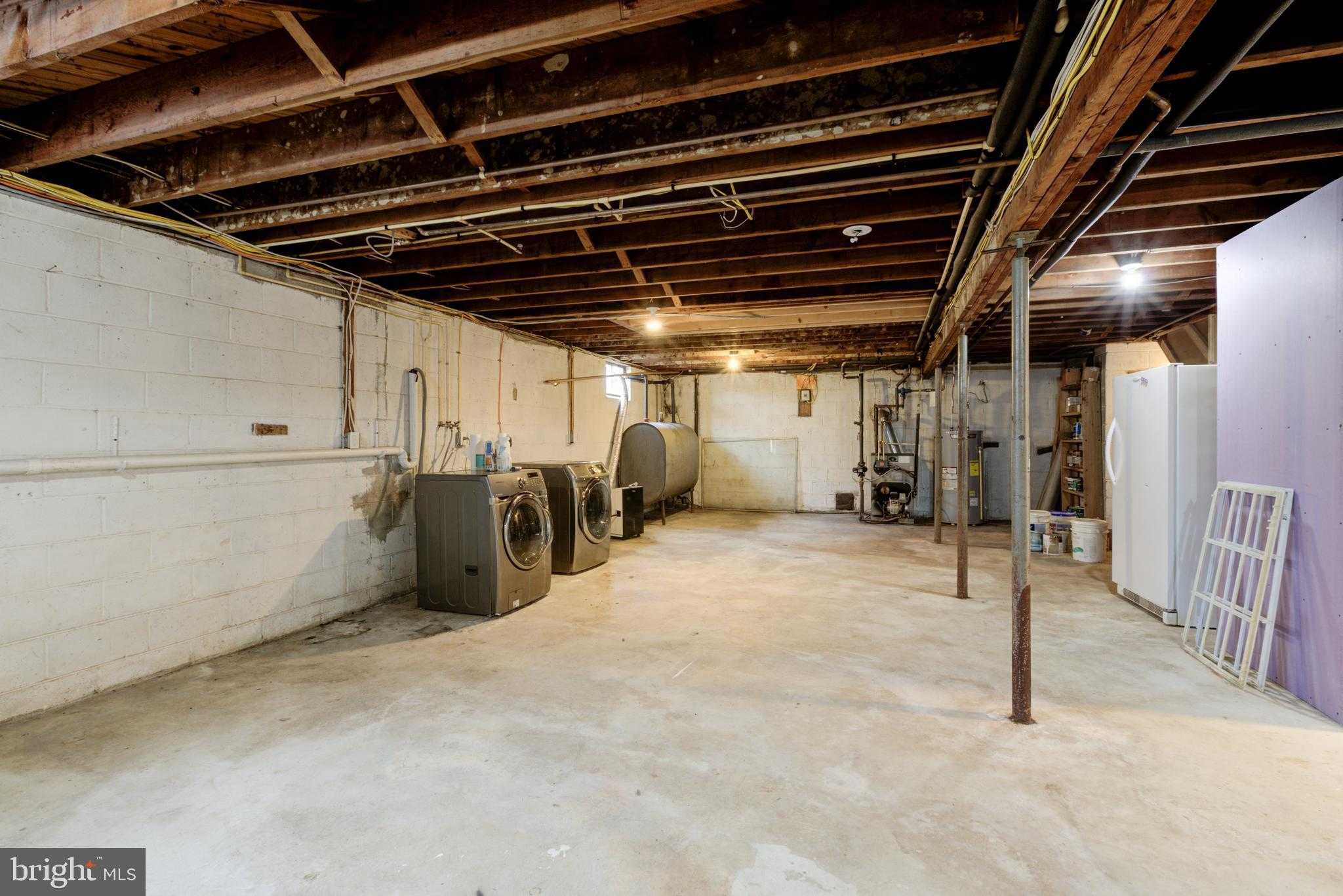 1058 Glen Hall Rd photo 32