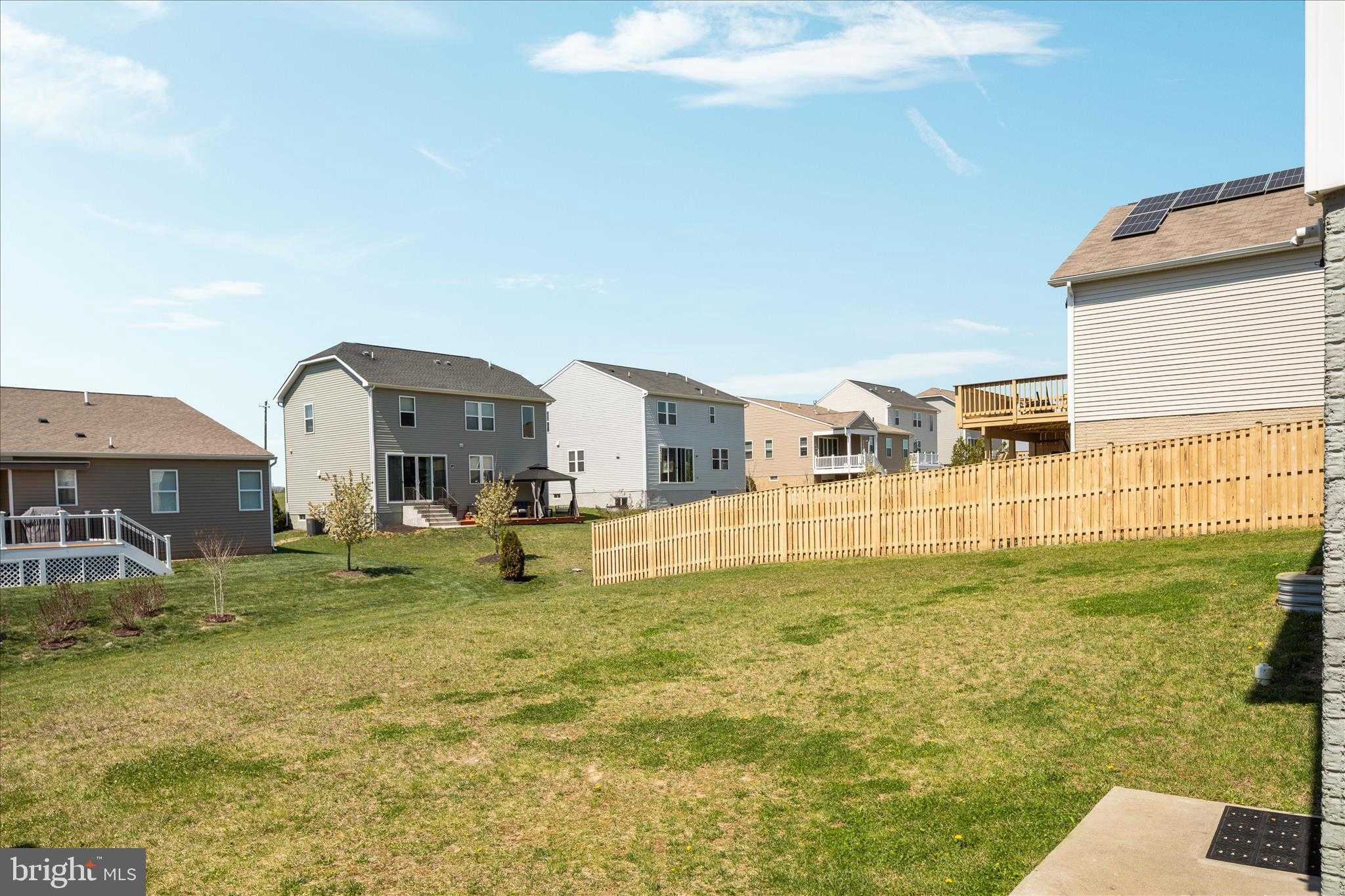 141 Westchester Dr photo 37