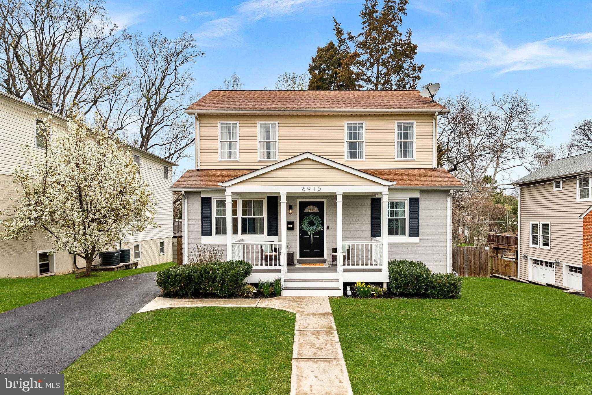 6910 Farragut Ave