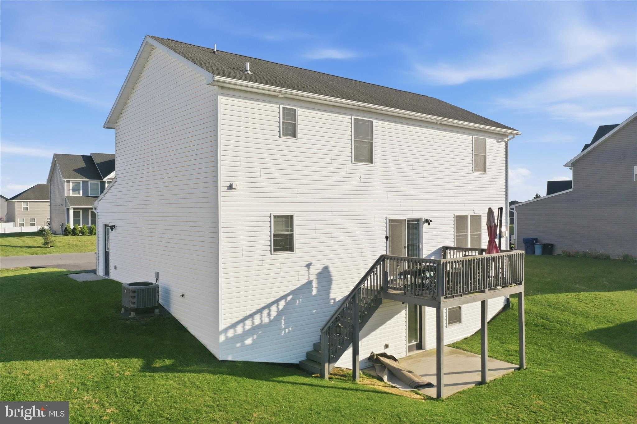 81 Morgan CT photo 39