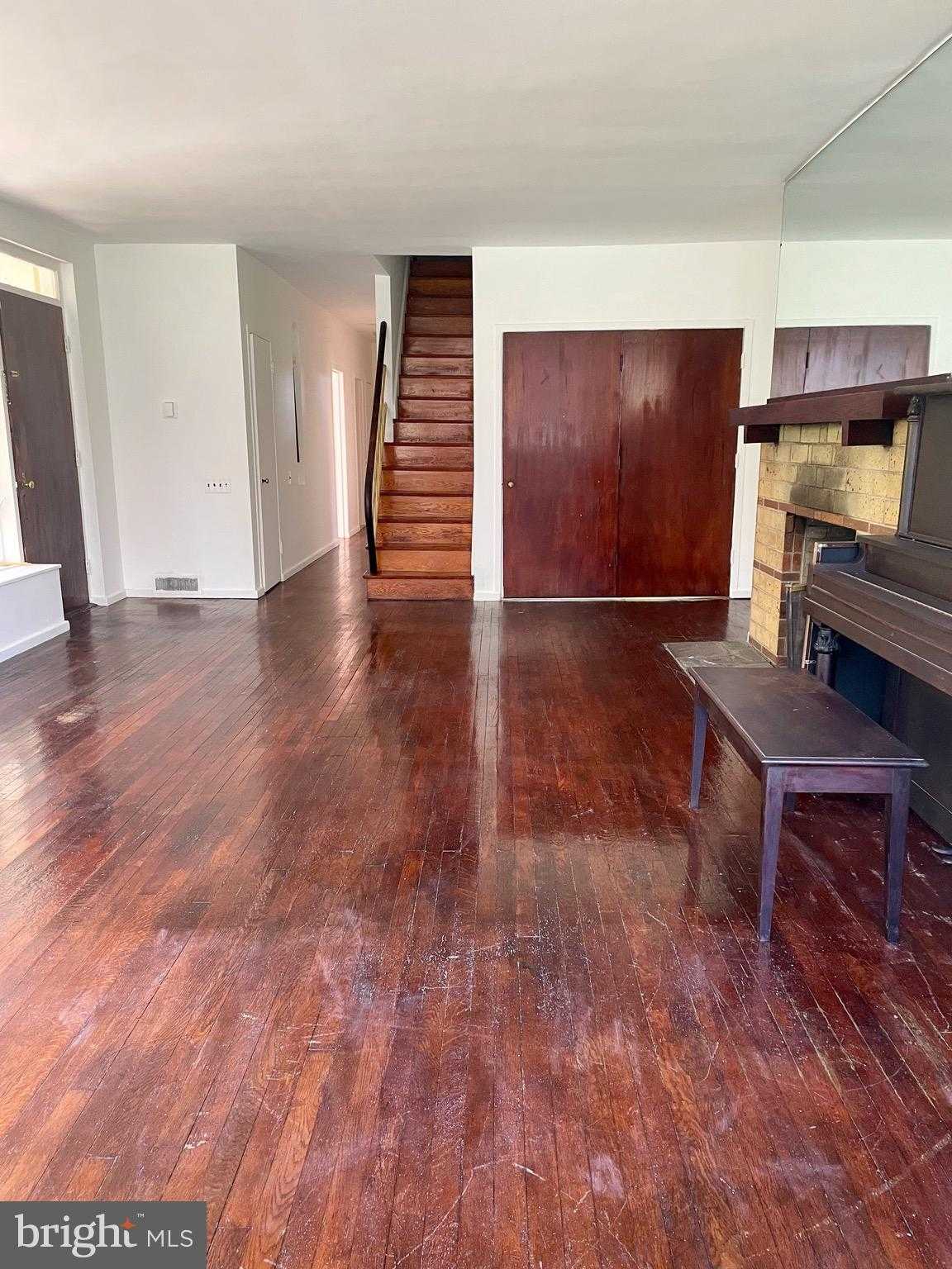 119 Robbins Ave photo 7