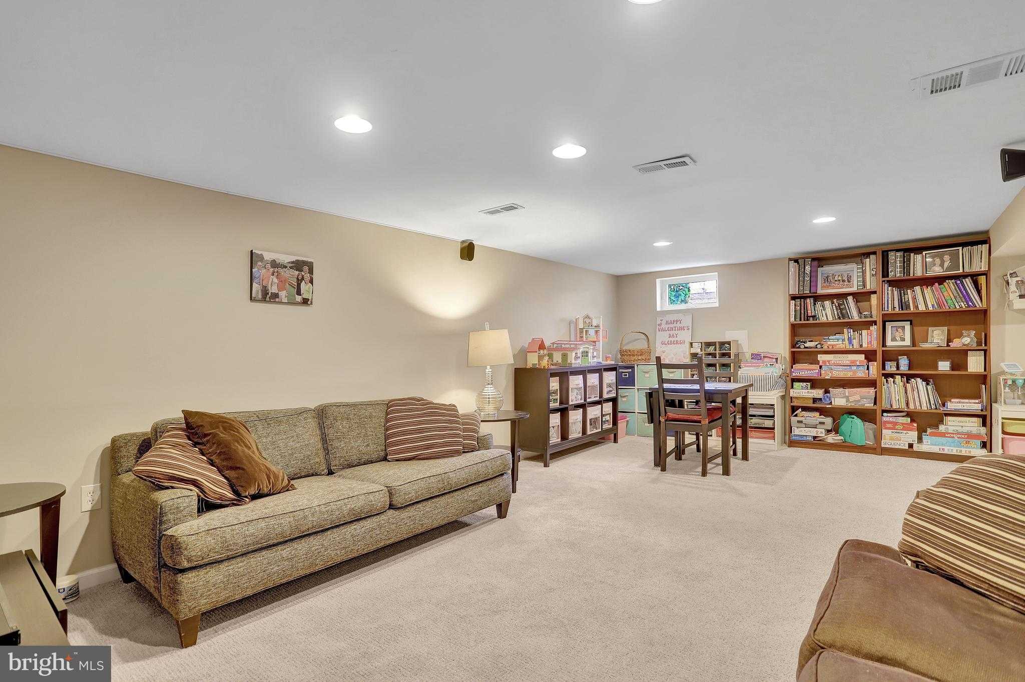 2000 N George Mason Dr photo 63