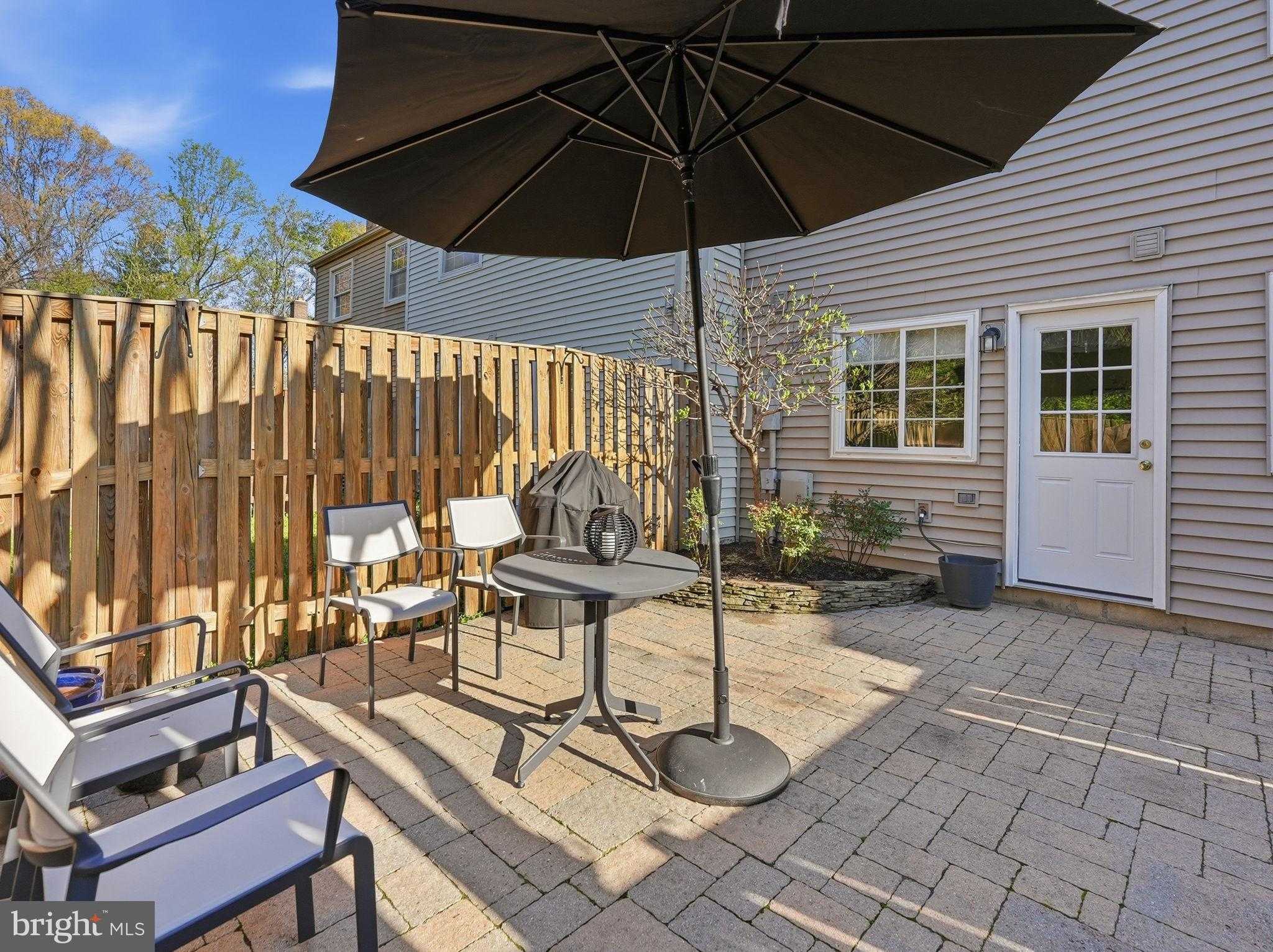 5574 Caithness CT photo 8