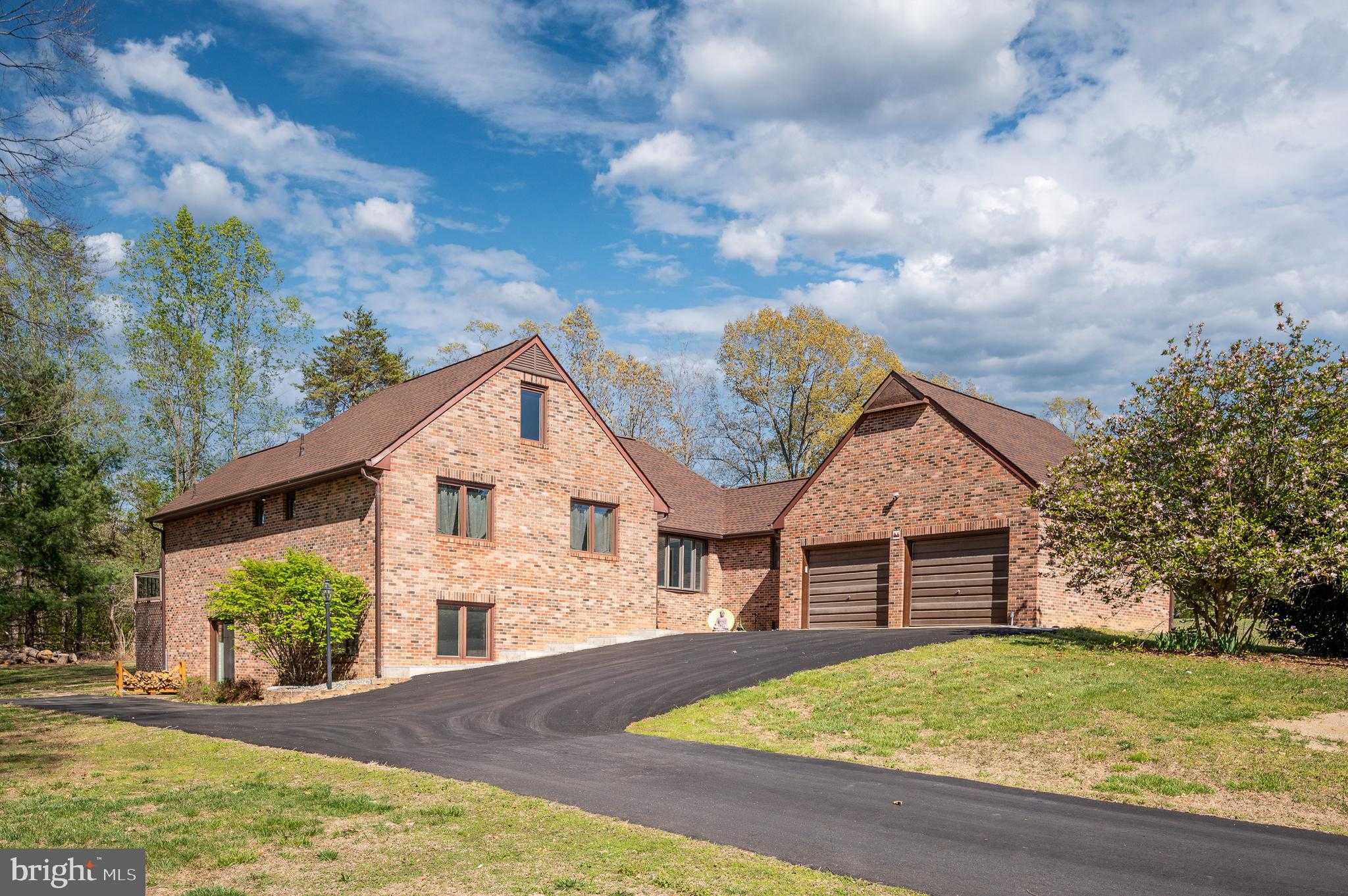 50 Burgess Ln photo 84