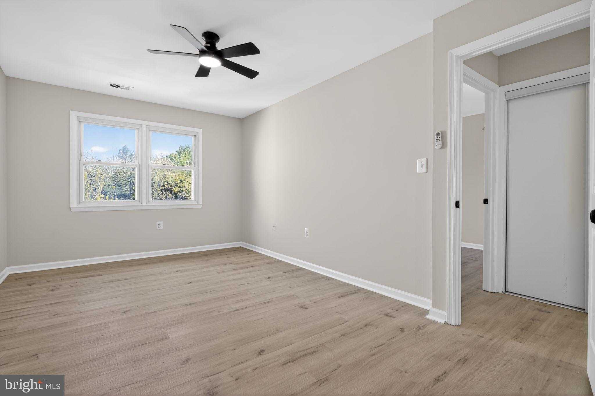 6219 Dimrill CT photo 18