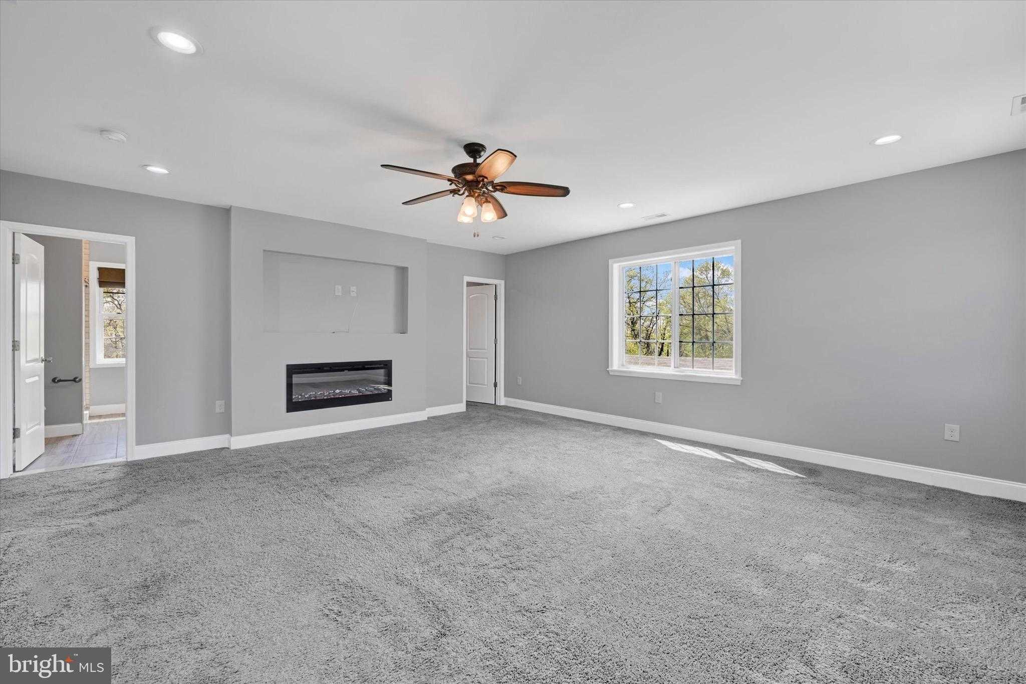 6615 Kenwood Ave photo 34