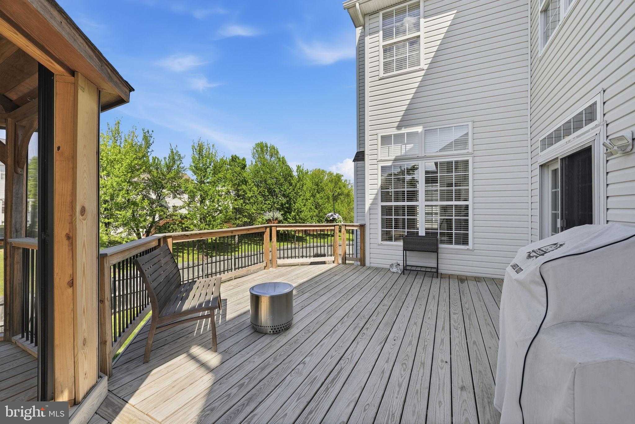 704 Godfrey CT SE photo 51