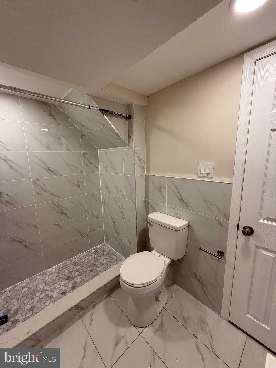 1610 Benner St photo 38