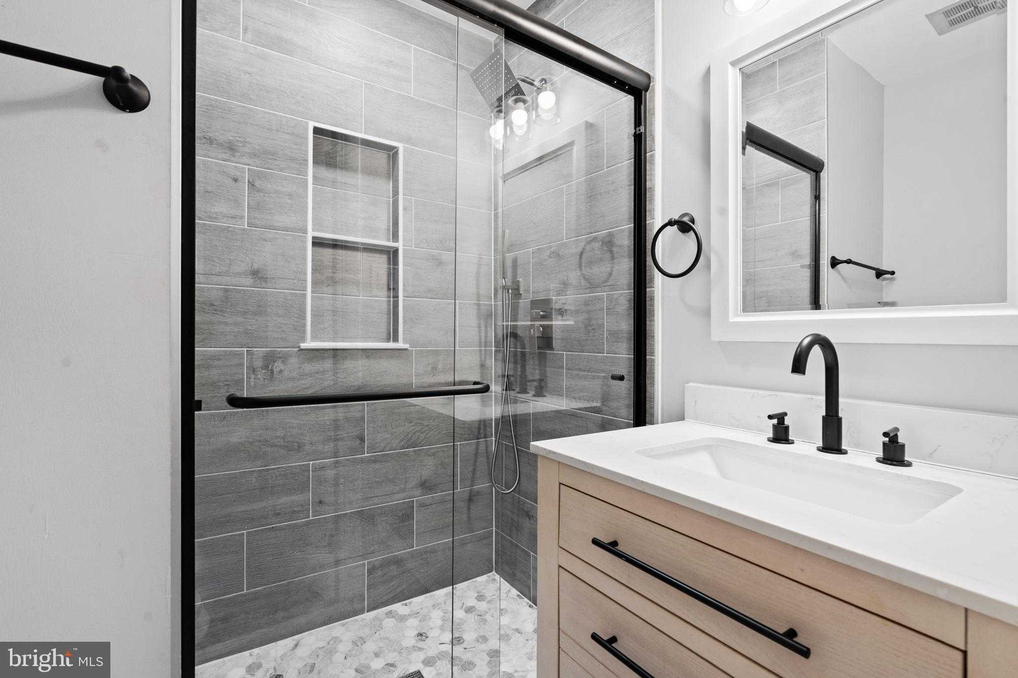 6392 Eighth Cir photo 17